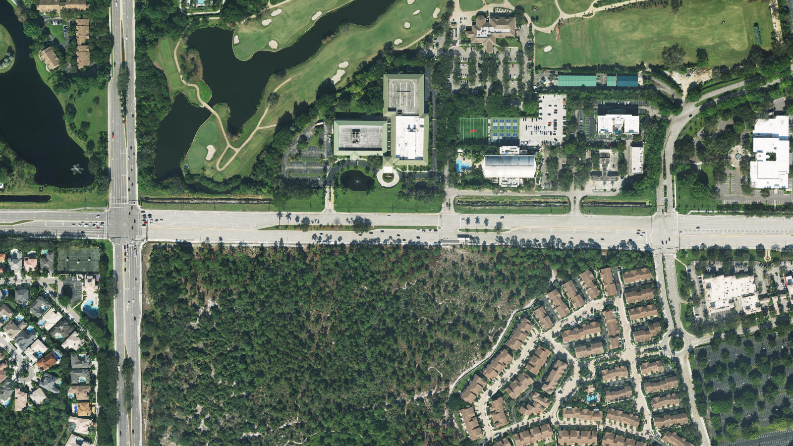 1501 YAMATO ROAD, BOCA RATON, FL（本社・衛星）