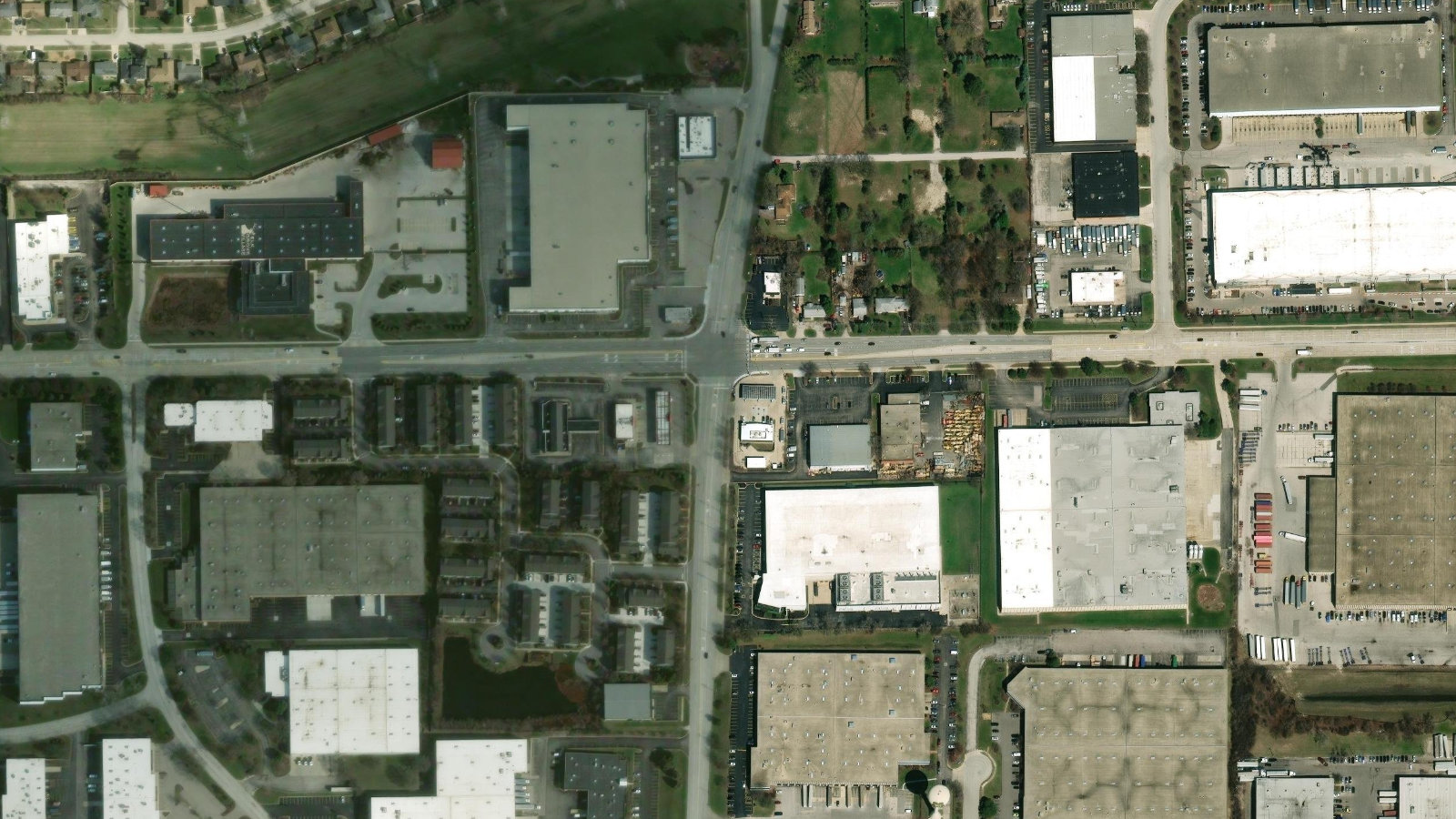 1100 N WOOD DALE RD, WOOD DALE, IL(本社・衛星)