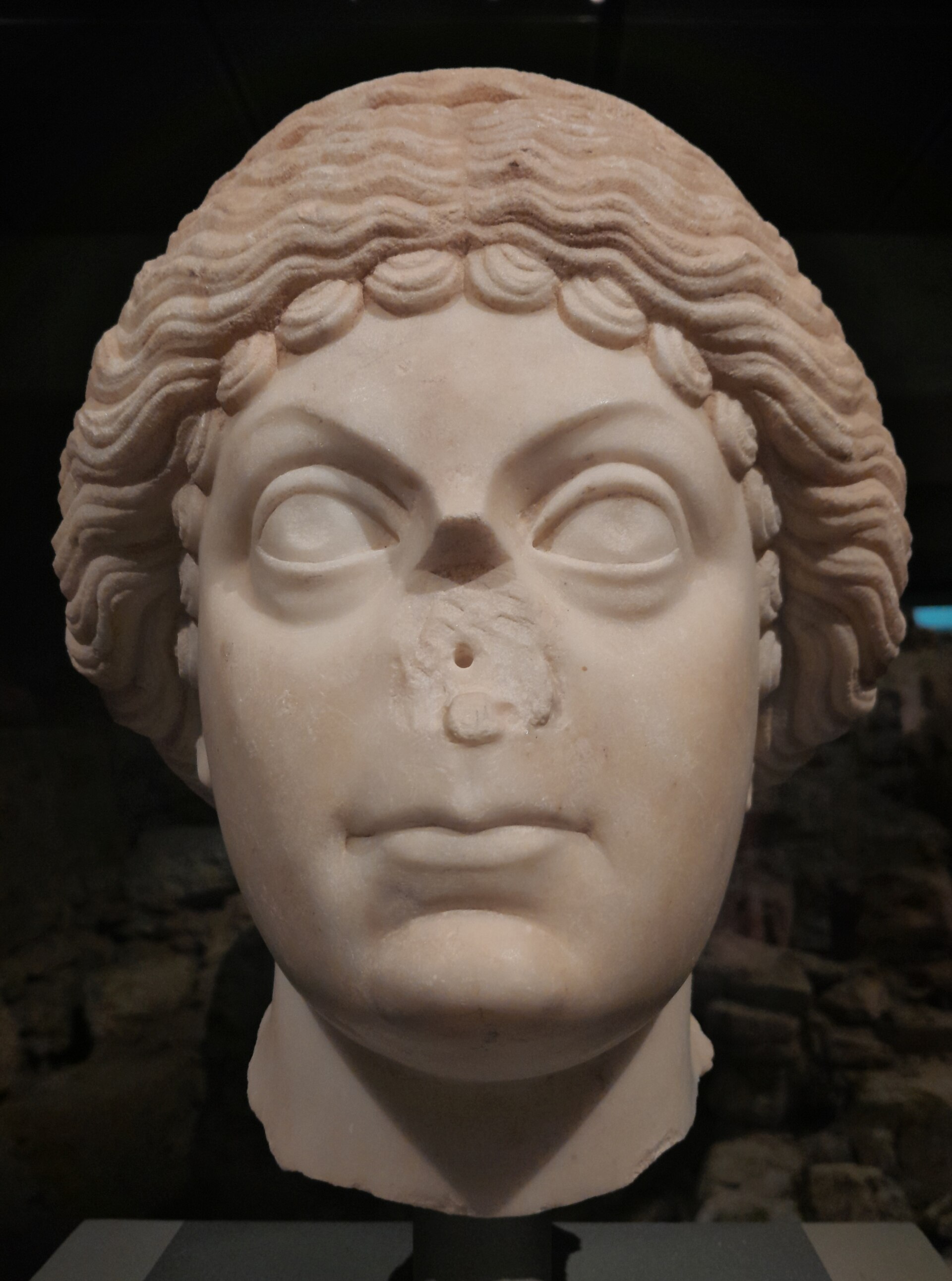 Ευδοκία, μαρμάρινη προτομή 421-430 μ.Χ., ΝΜΑ Ακρόπολη 08