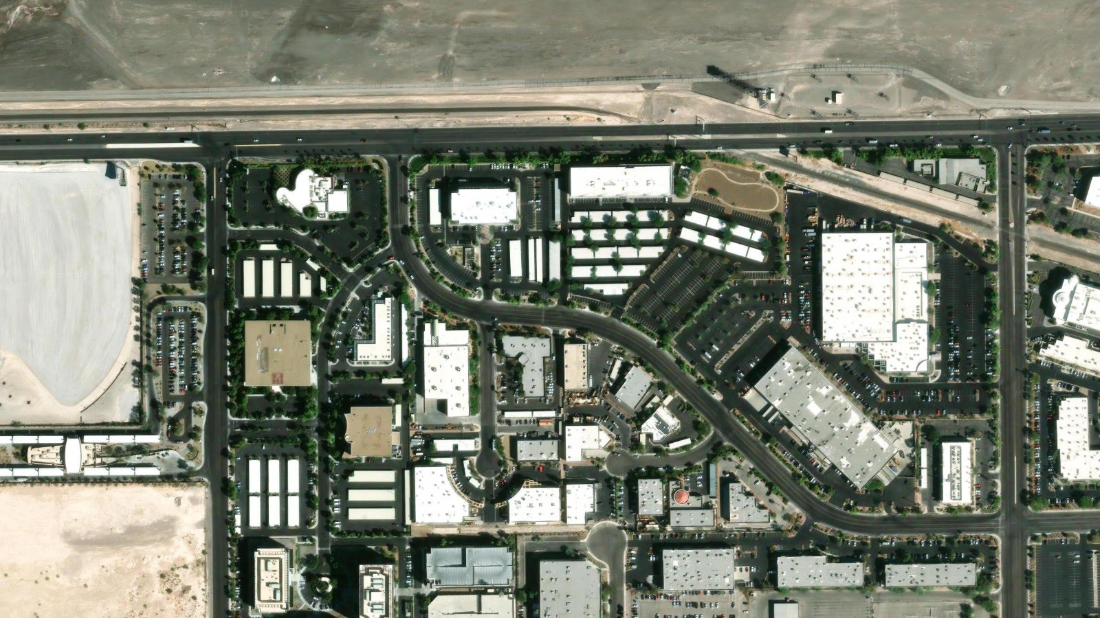 280 PILOT ROAD, LAS VEGAS, NV（本社・衛星）