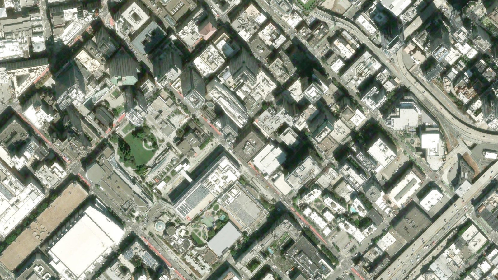 201 THIRD STREET, SAN FRANCISCO, CA（本社・衛星）