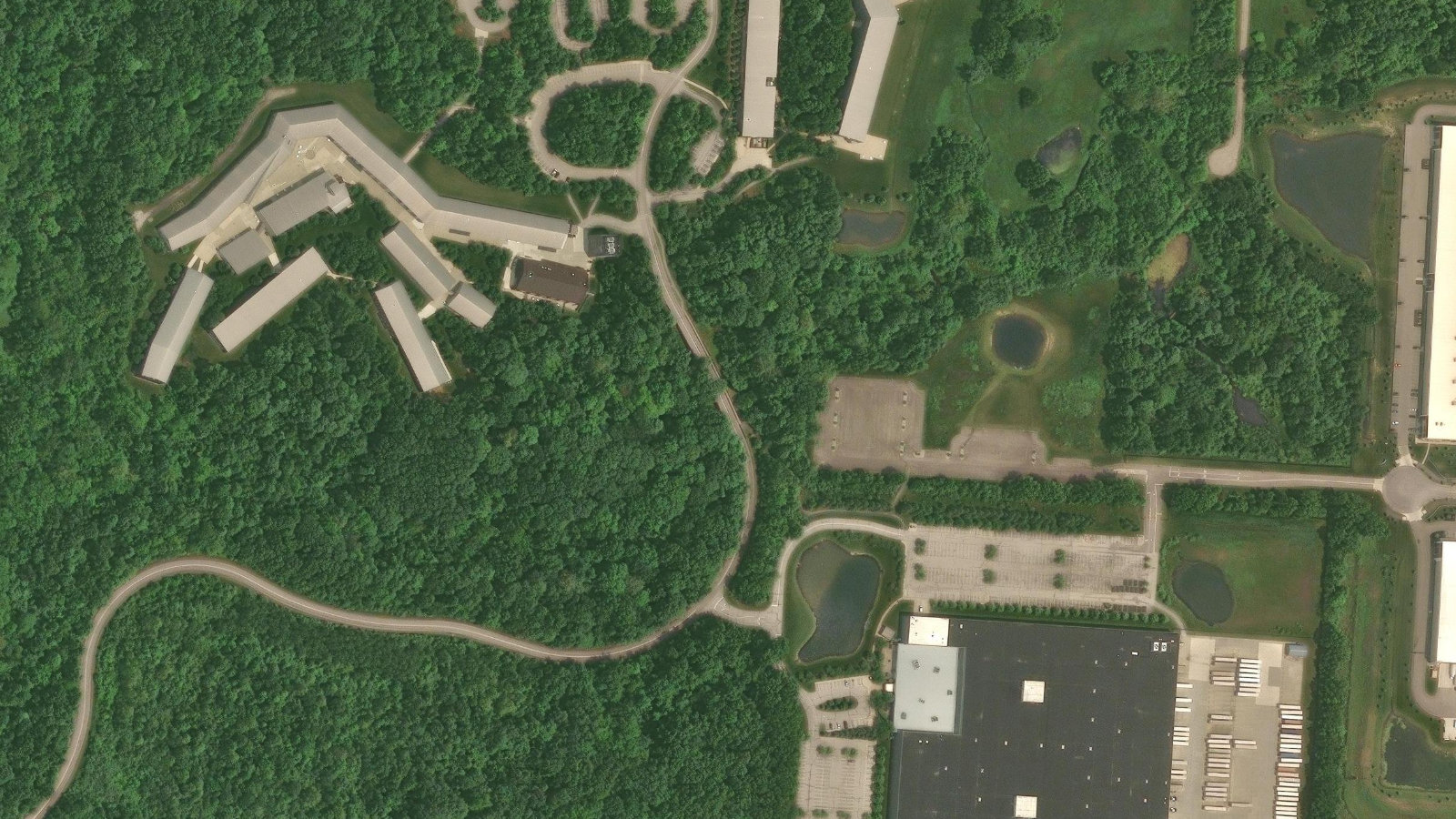6301 FITCH PATH, NEW ALBANY, OH（本社・衛星）