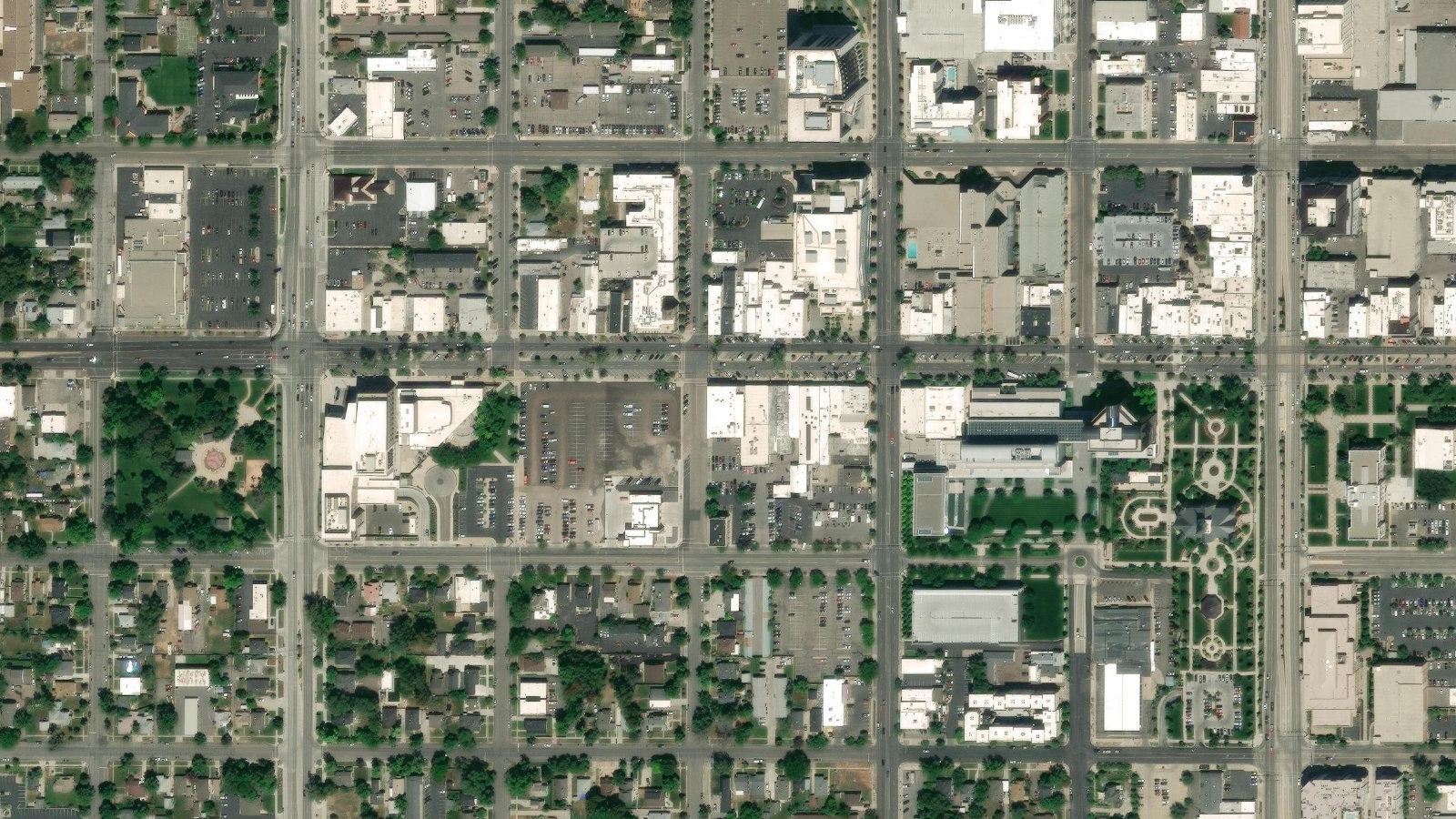 295 W CENTER STREET, PROVO, UT（本社・衛星）