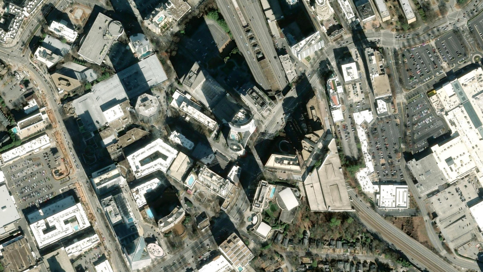 3344 PEACHTREE ROAD NE, ATLANTA, GA(本社・衛星)