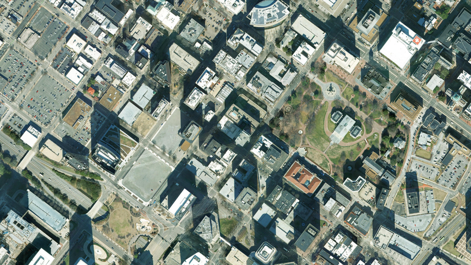 814 EAST MAIN STREET, RICHMOND, VA(本社・衛星)