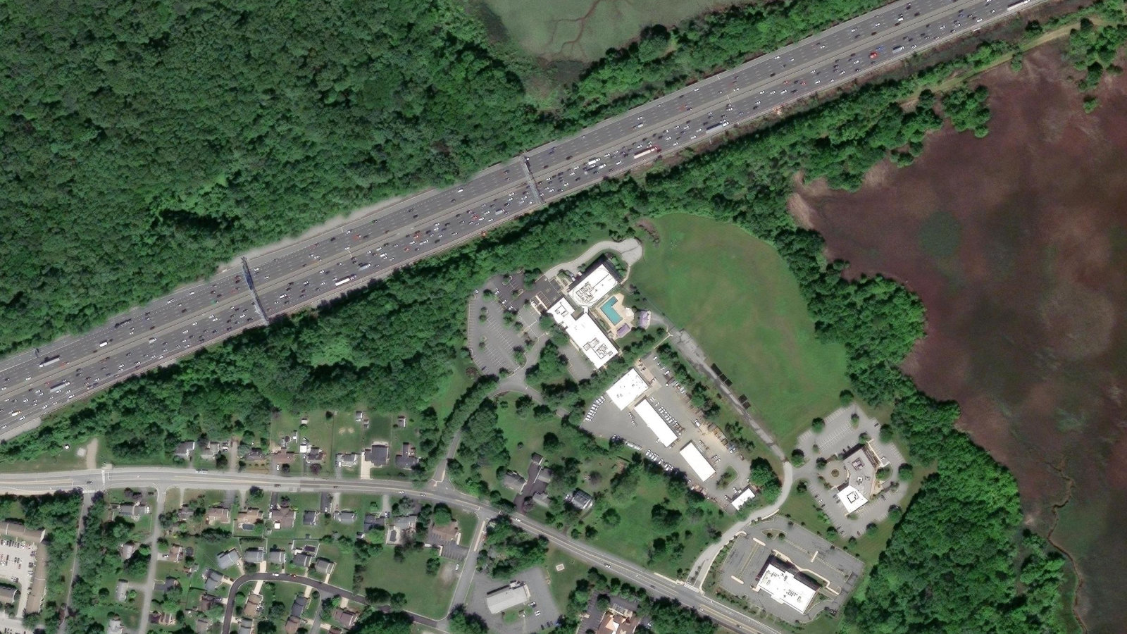 664 CHURCHMANS RD, NEWARK, DE(本社・衛星)