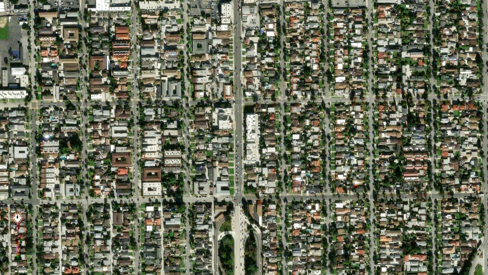 1668 S. GARFIELD AVENUE, ALHAMBRA, CA(本社・衛星)