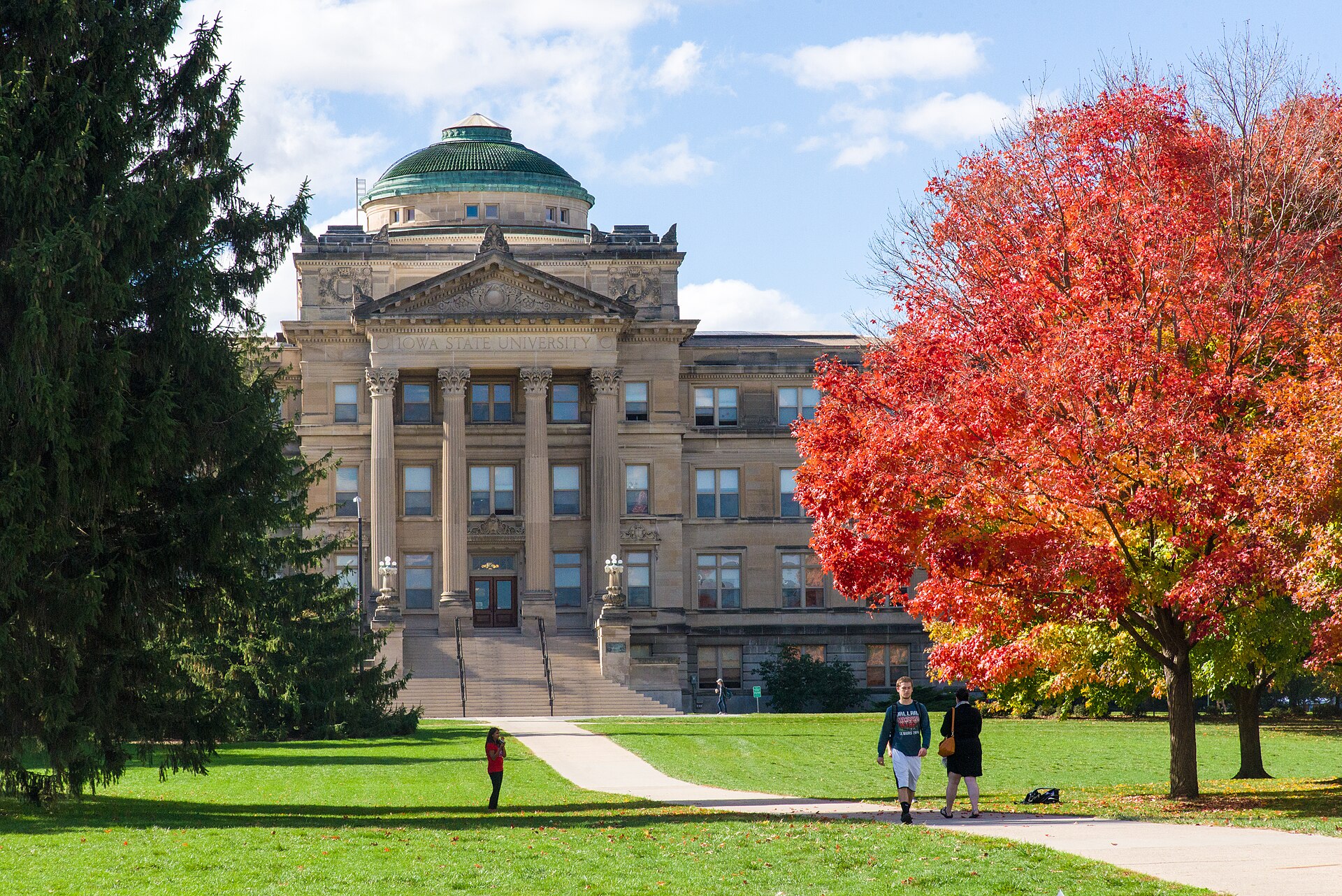 Campus of Iowa State University 54