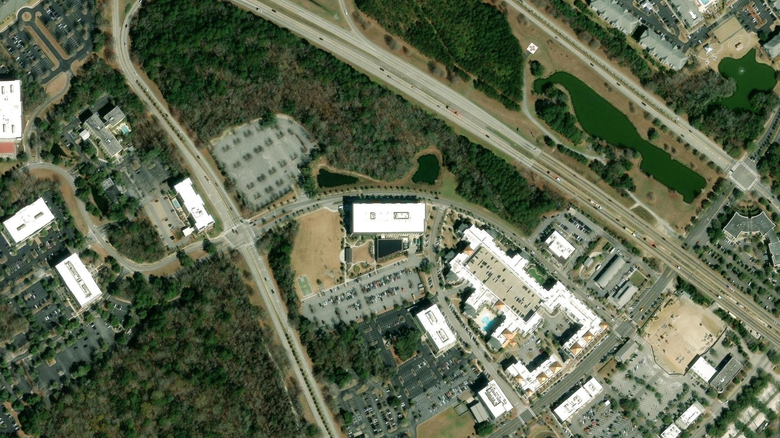65 FAIRCHILD STREET, CHARLESTON, SC（本社・衛星）