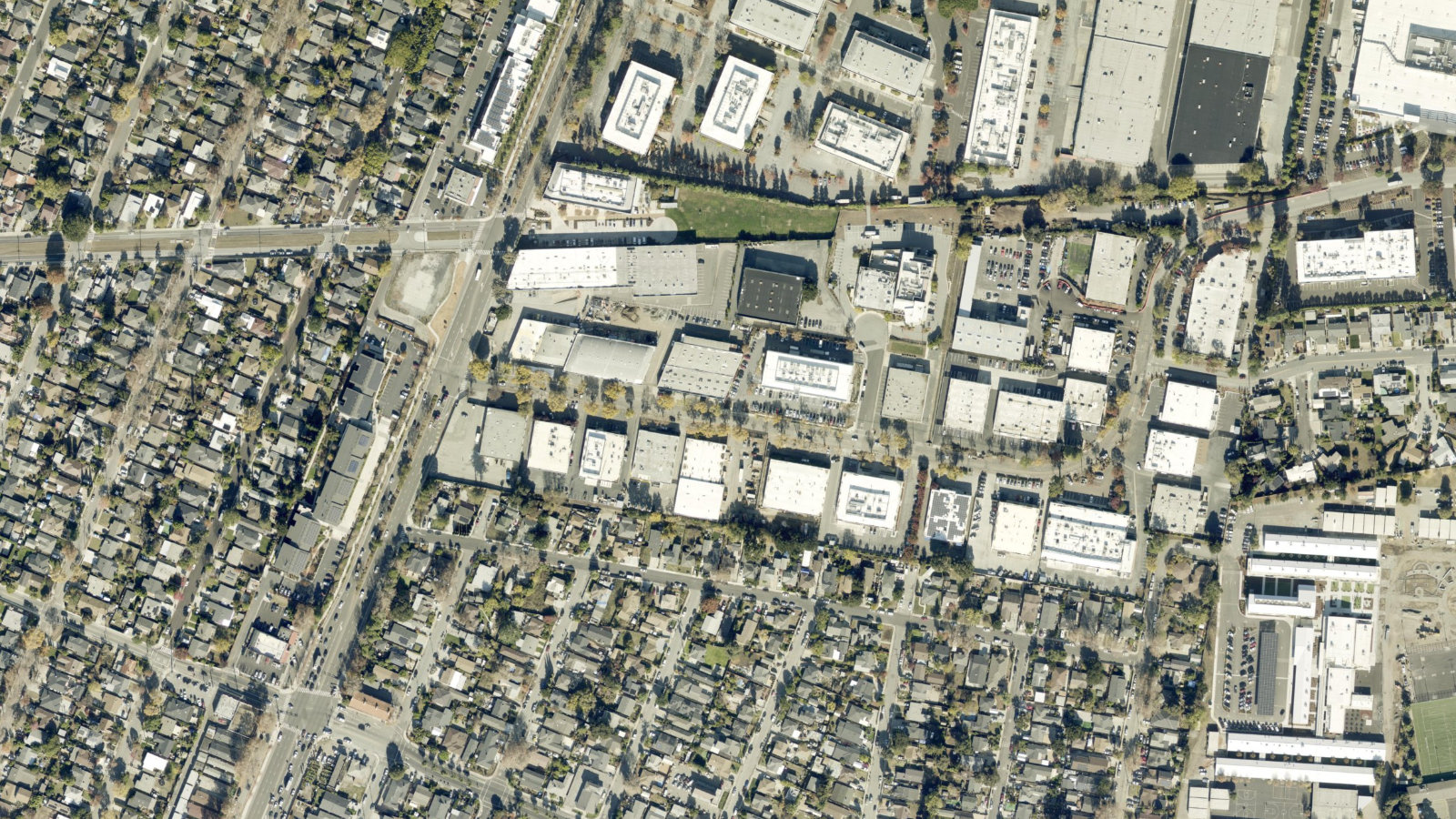 1035 O'BRIEN DRIVE, MENLO PARK, CA（本社・衛星）