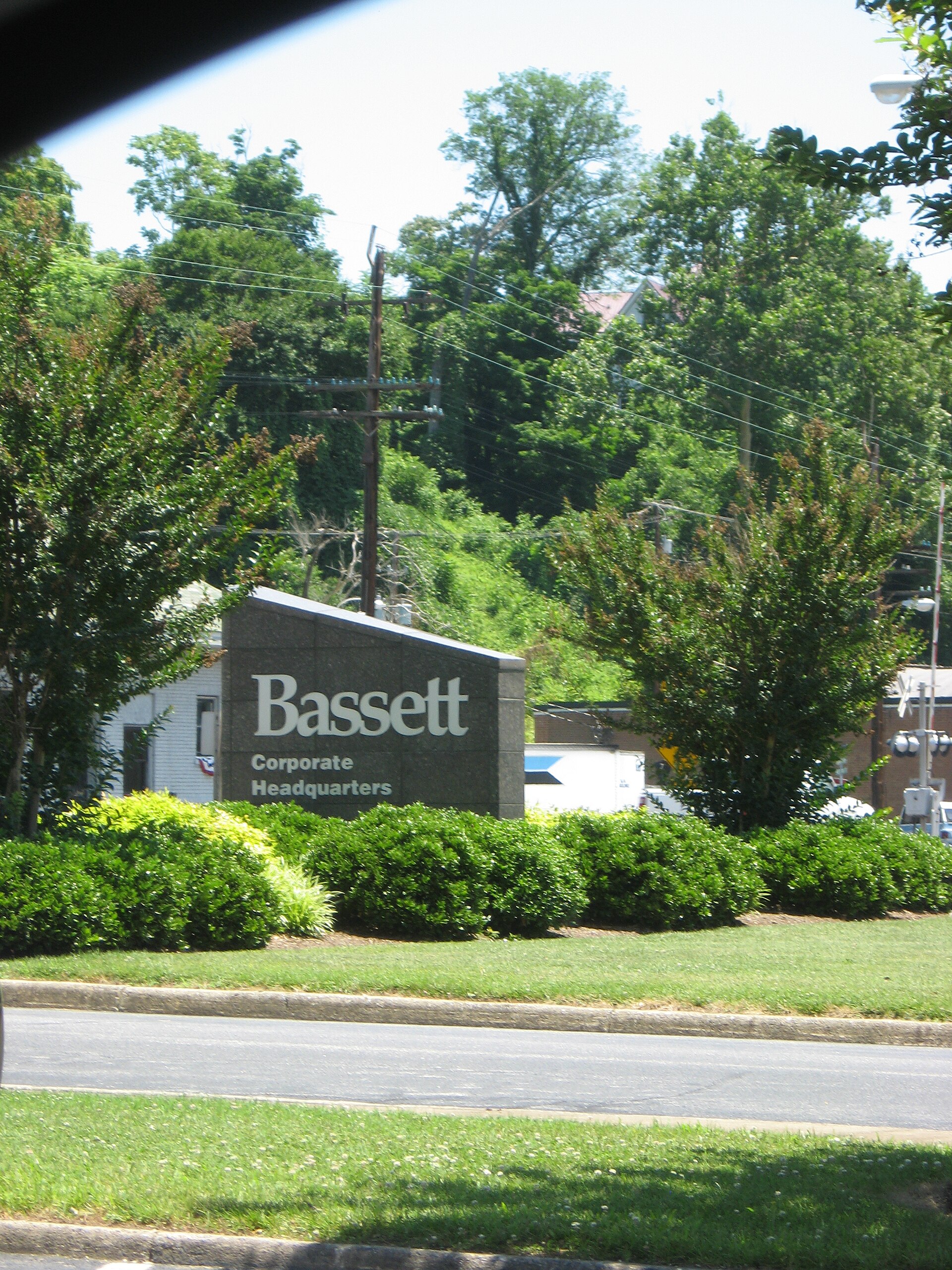 Bassett Sign