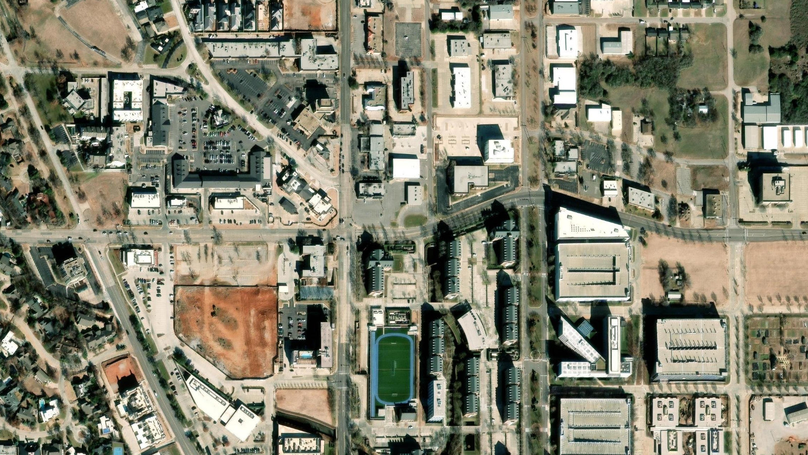 1039 NW 63RD STREET, OKLAHOMA CITY, OK(本社・衛星)