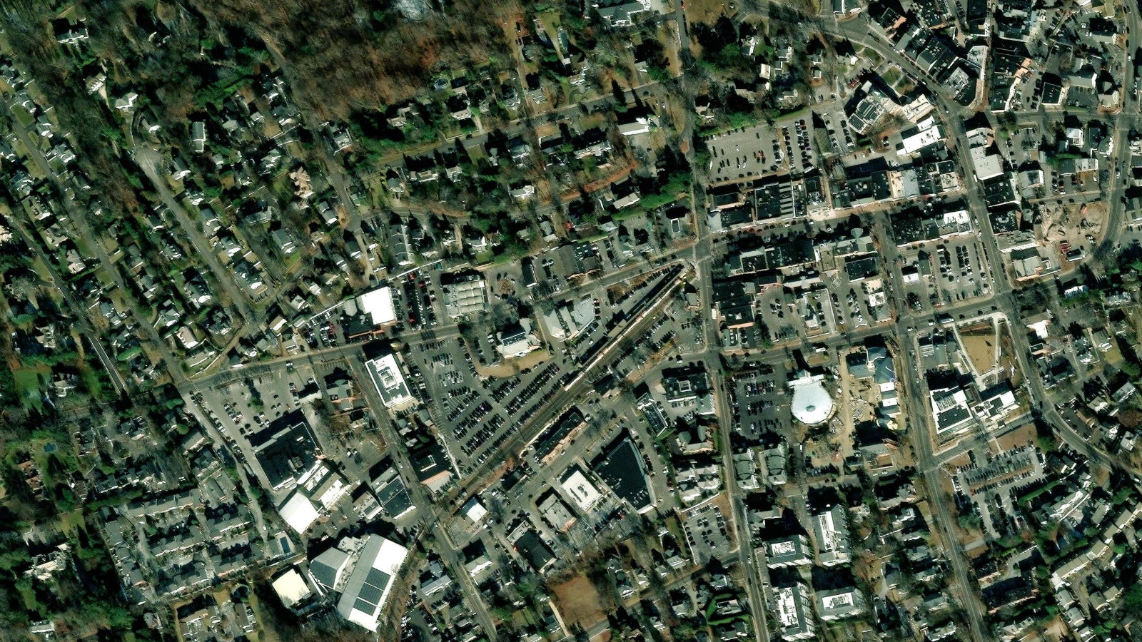 208 ELM STREET, NEW CANAAN, CT(本社・衛星)