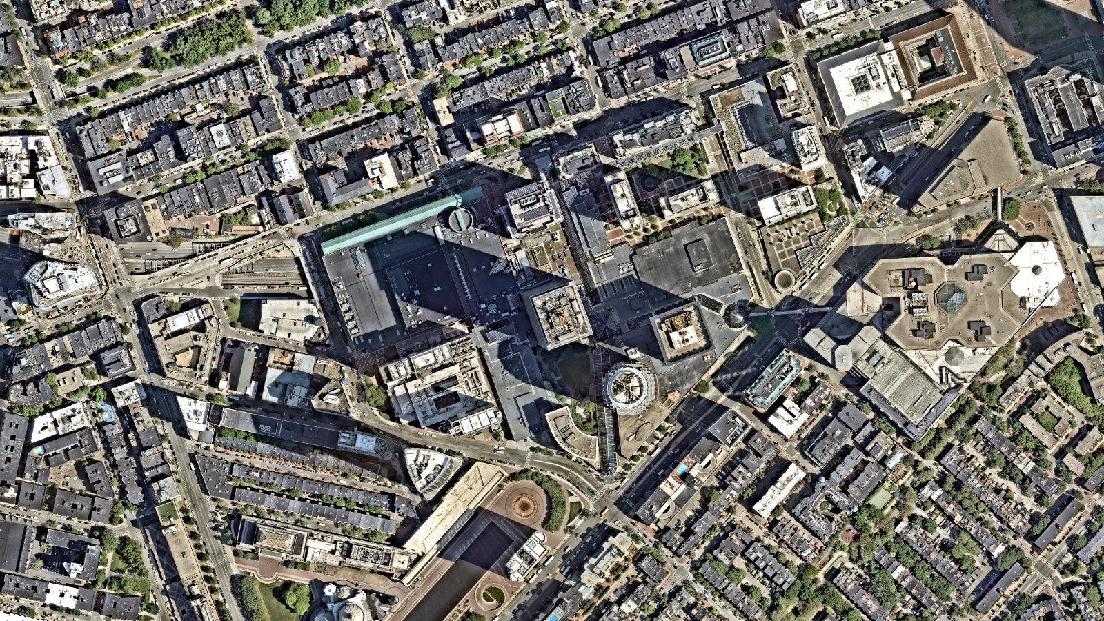 800 BOYLSTON STREET, BOSTON, MA（本社・衛星）