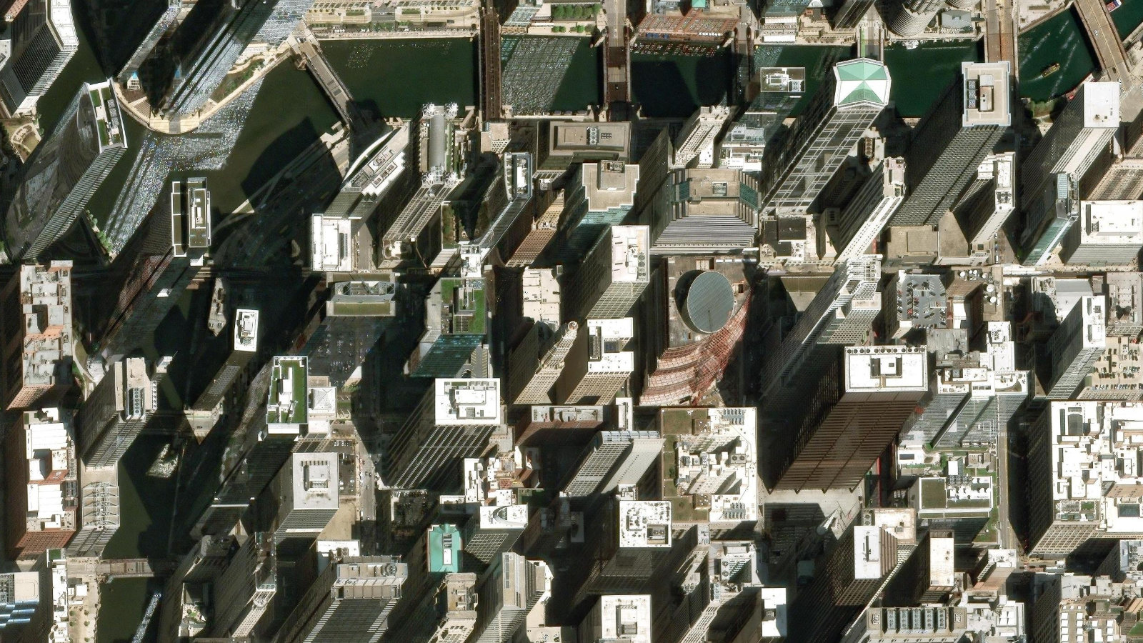 180 NORTH LASALLE STREET, CHICAGO, IL（本社・衛星）