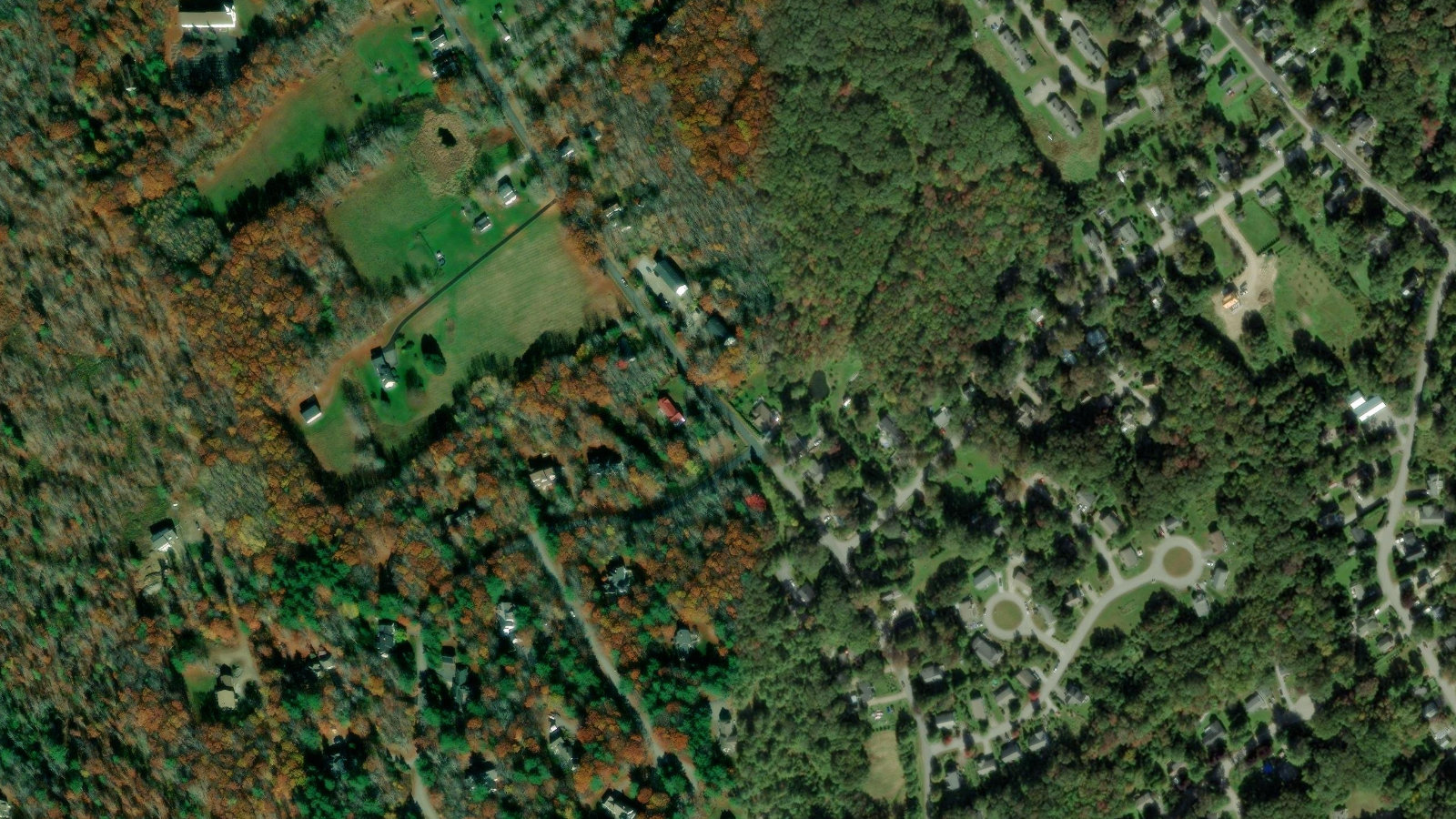 TWO ELM ST, CAMDEN, ME（本社・衛星）