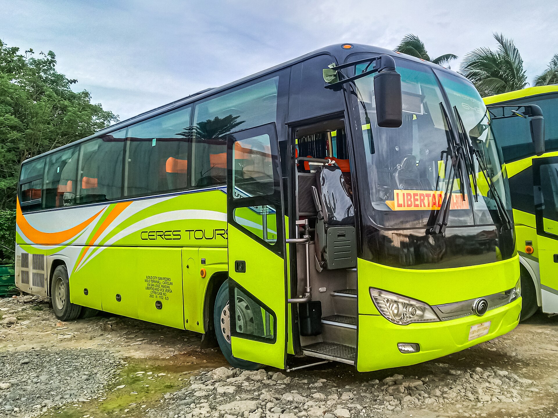 Ceres Tours • 6434 • Yutong Bus & Coach ZK6119HYG