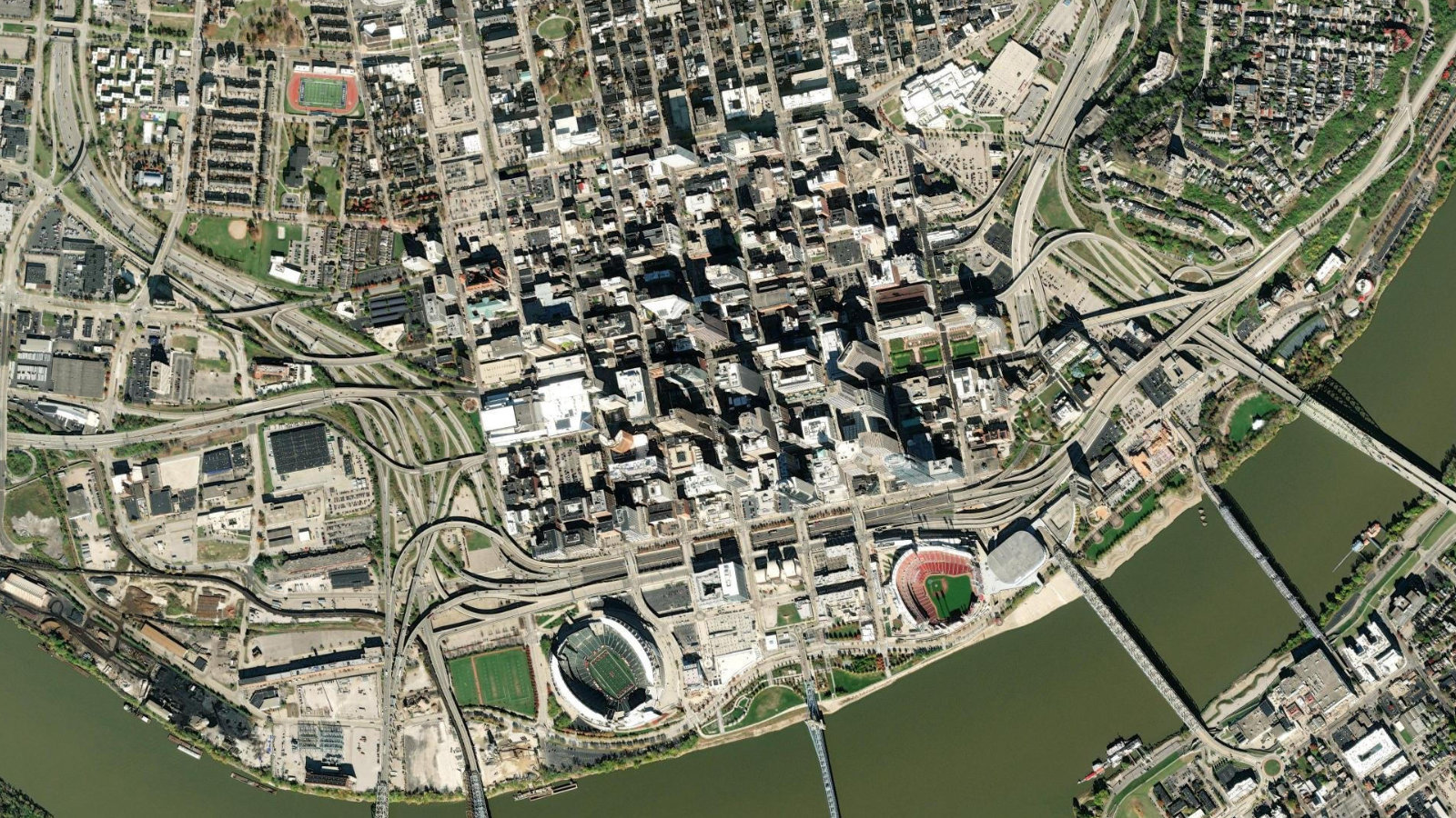 CINCINNATI, OH（本社・衛星）