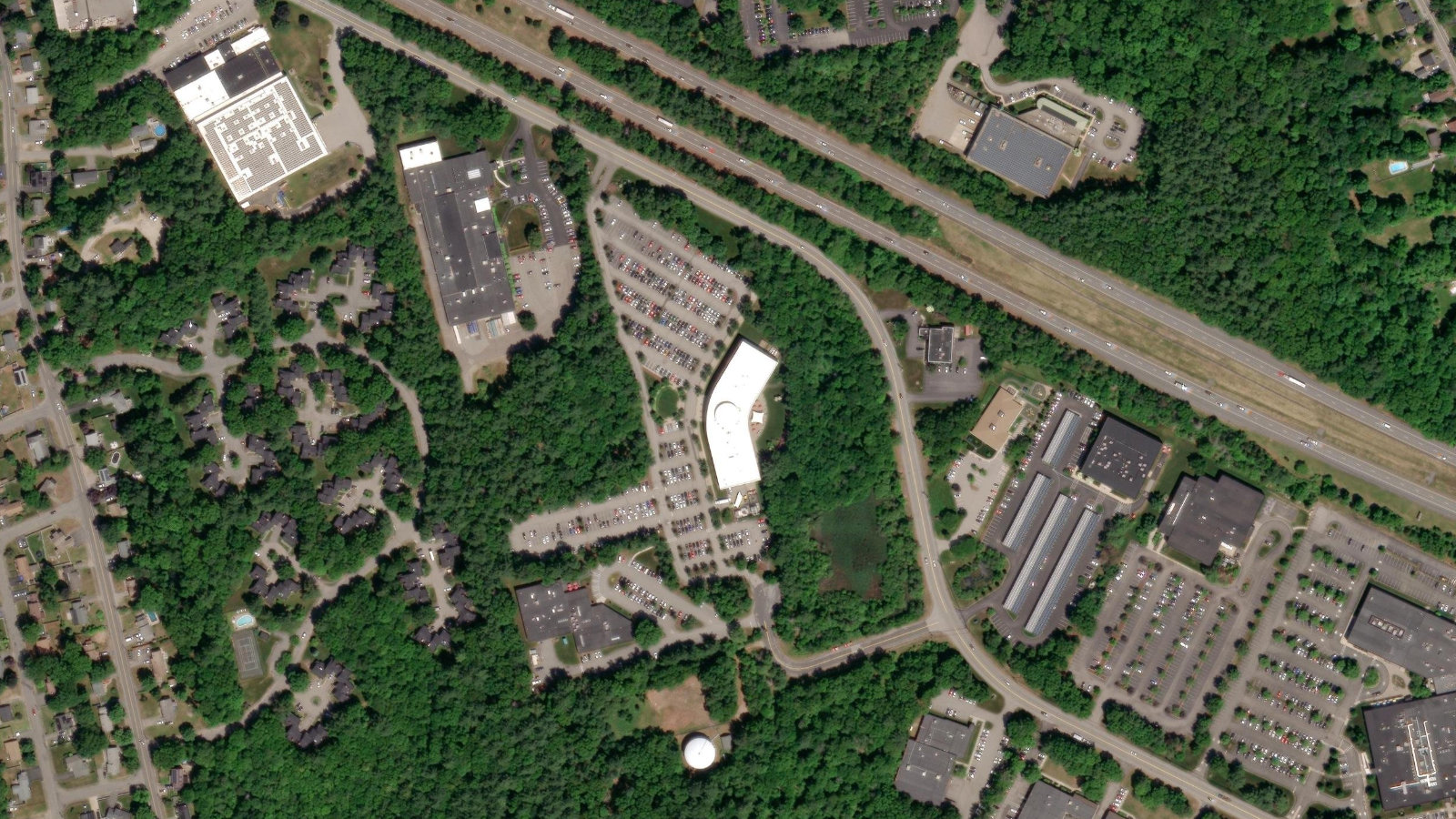 42 LONGWATER DRIVE, NORWELL, MA(本社・衛星)