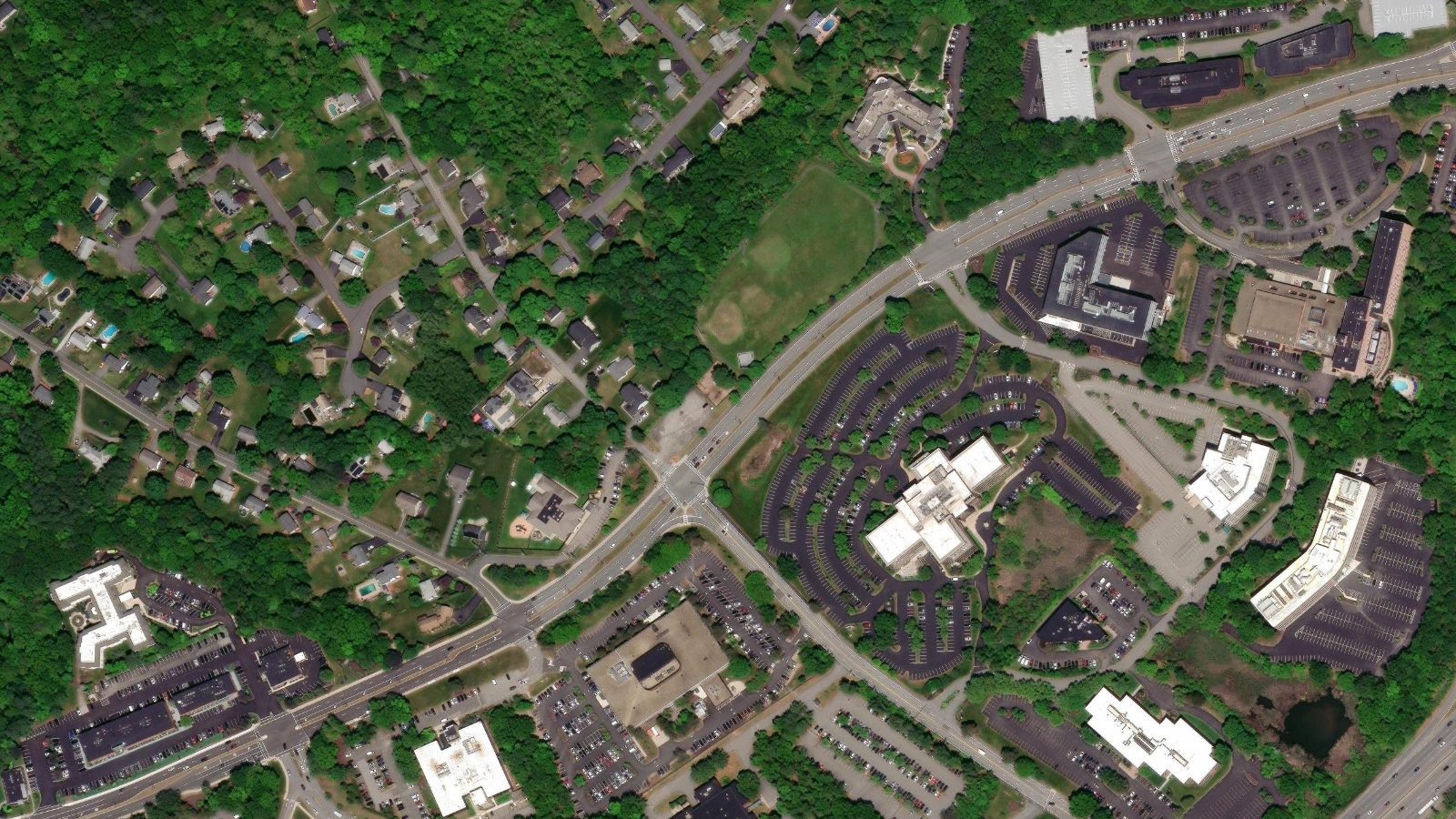 25 MALL ROAD, BURLINGTON, MA(本社・衛星)