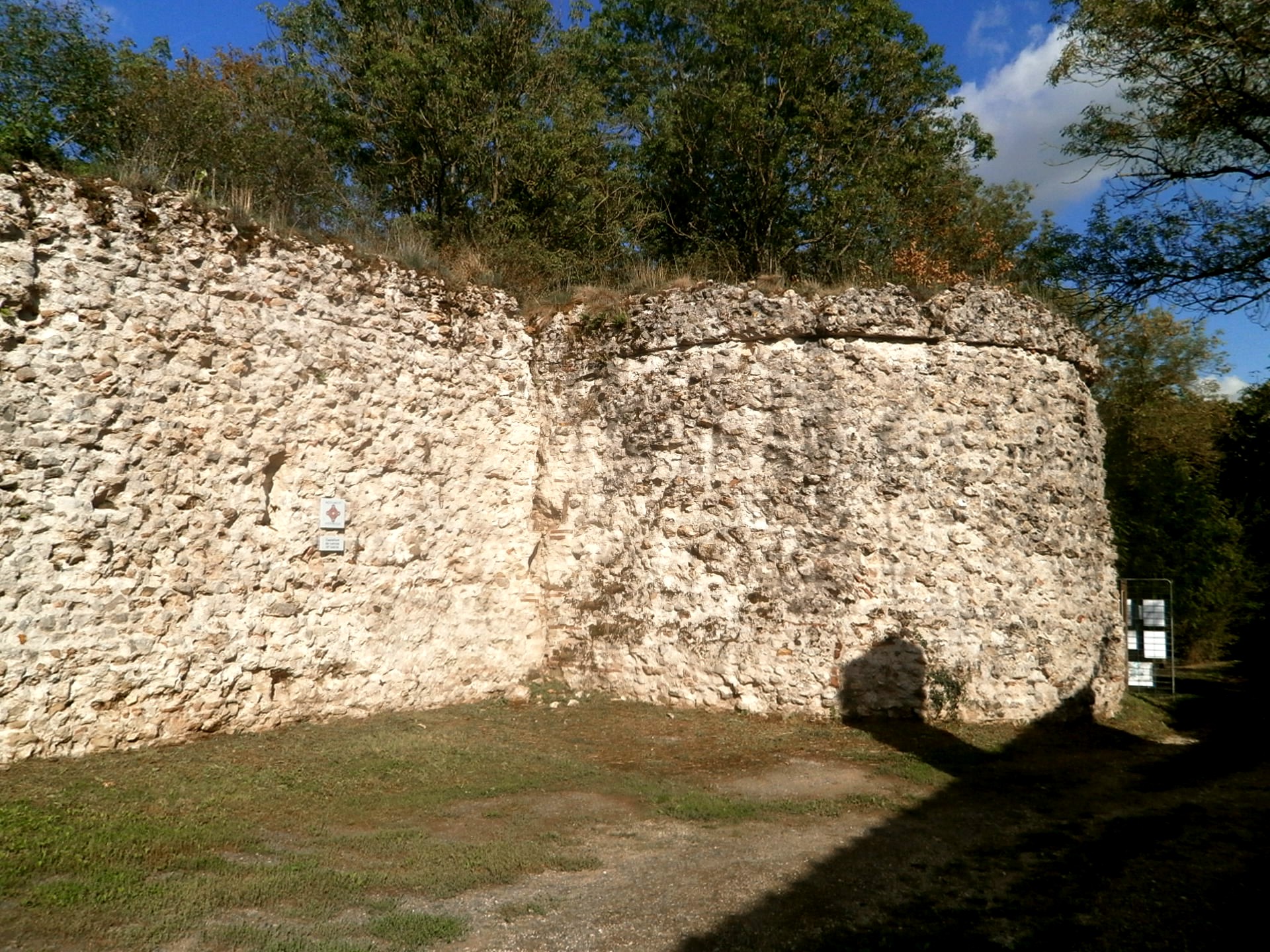 Castellum Larçay 1