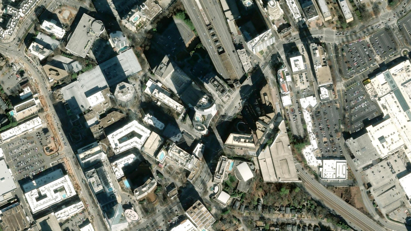 3344 PEACHTREE ROAD, NE, ATLANTA, GA(本社・衛星)