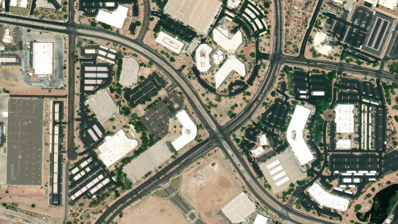 1225 W. WASHINGTON ST., TEMPE, AZ(本社・衛星)