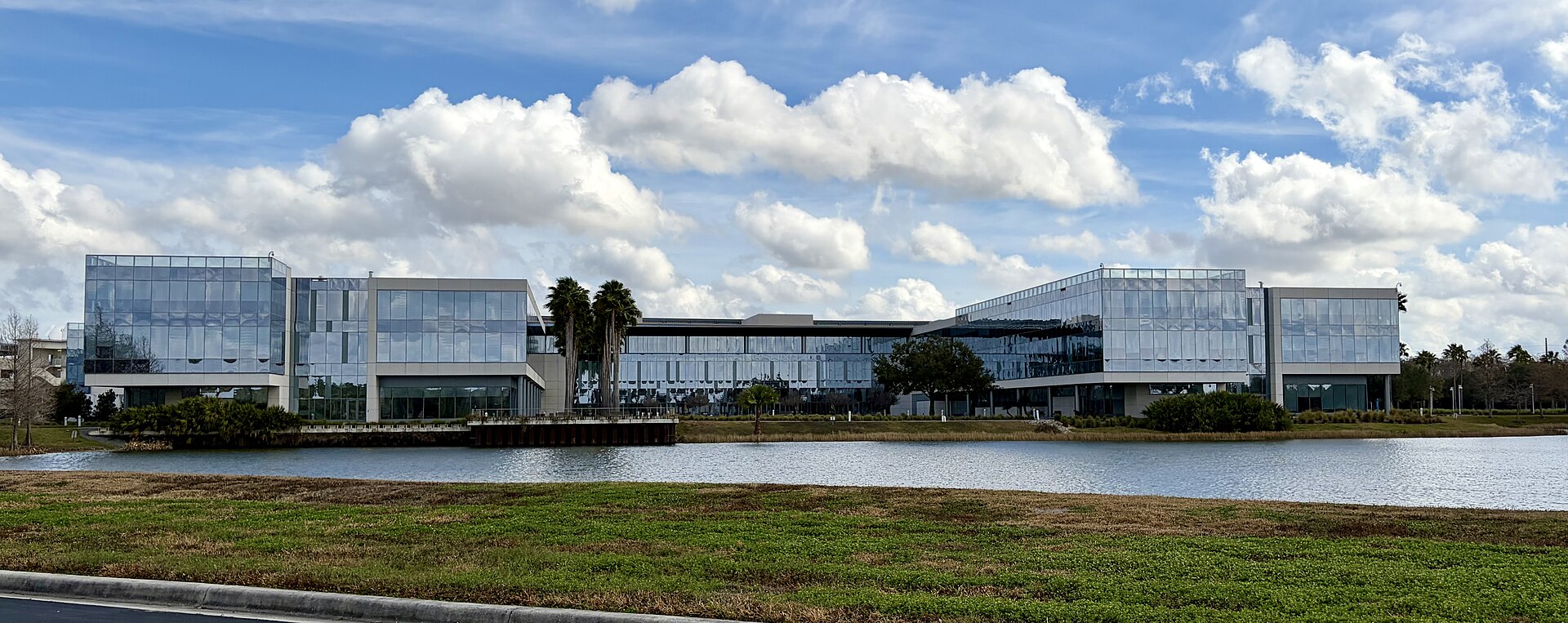 Darden headquarters 03