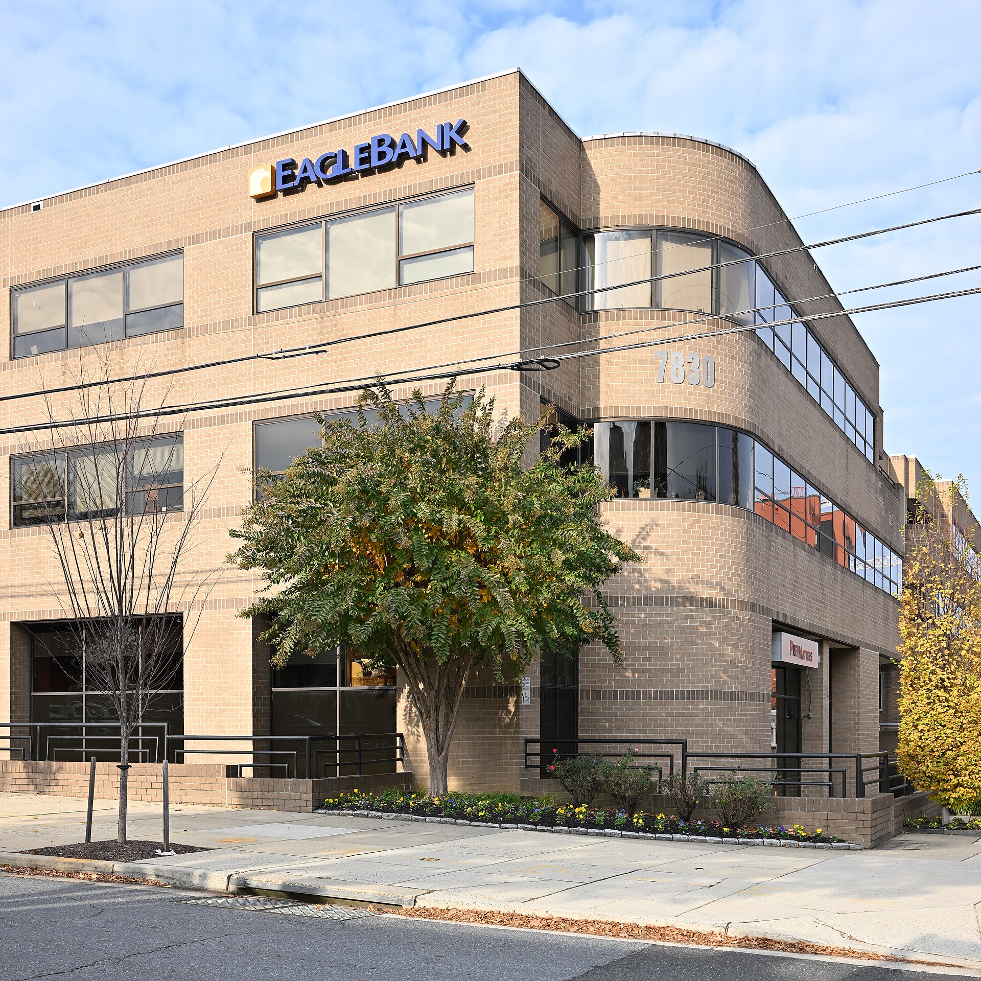 EagleBank headquarters Bethesda MD 2023-11-12 08-52-50