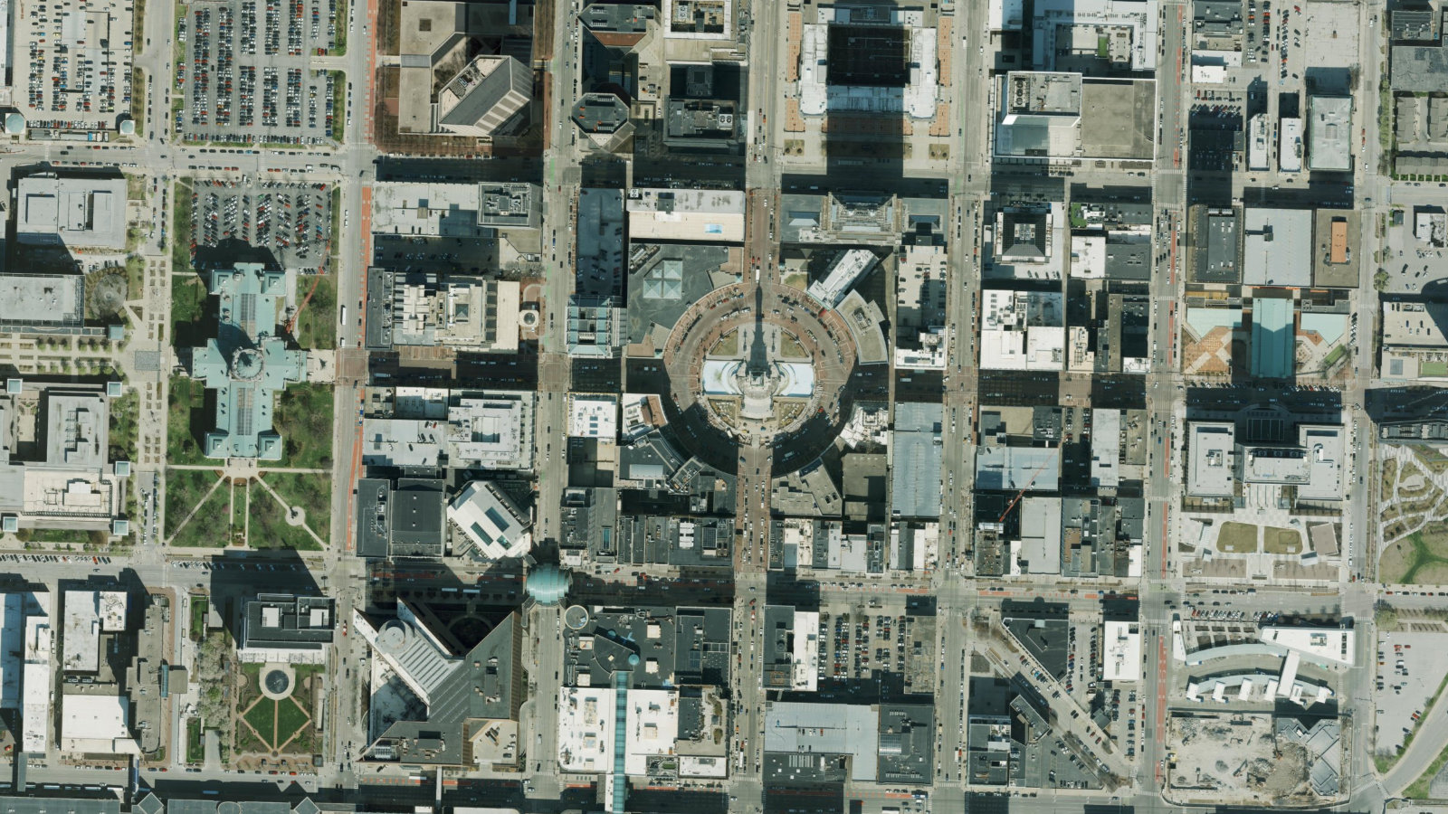 450 ELANCO CIRCLE, INDIANAPOLIS, IN（本社・衛星）
