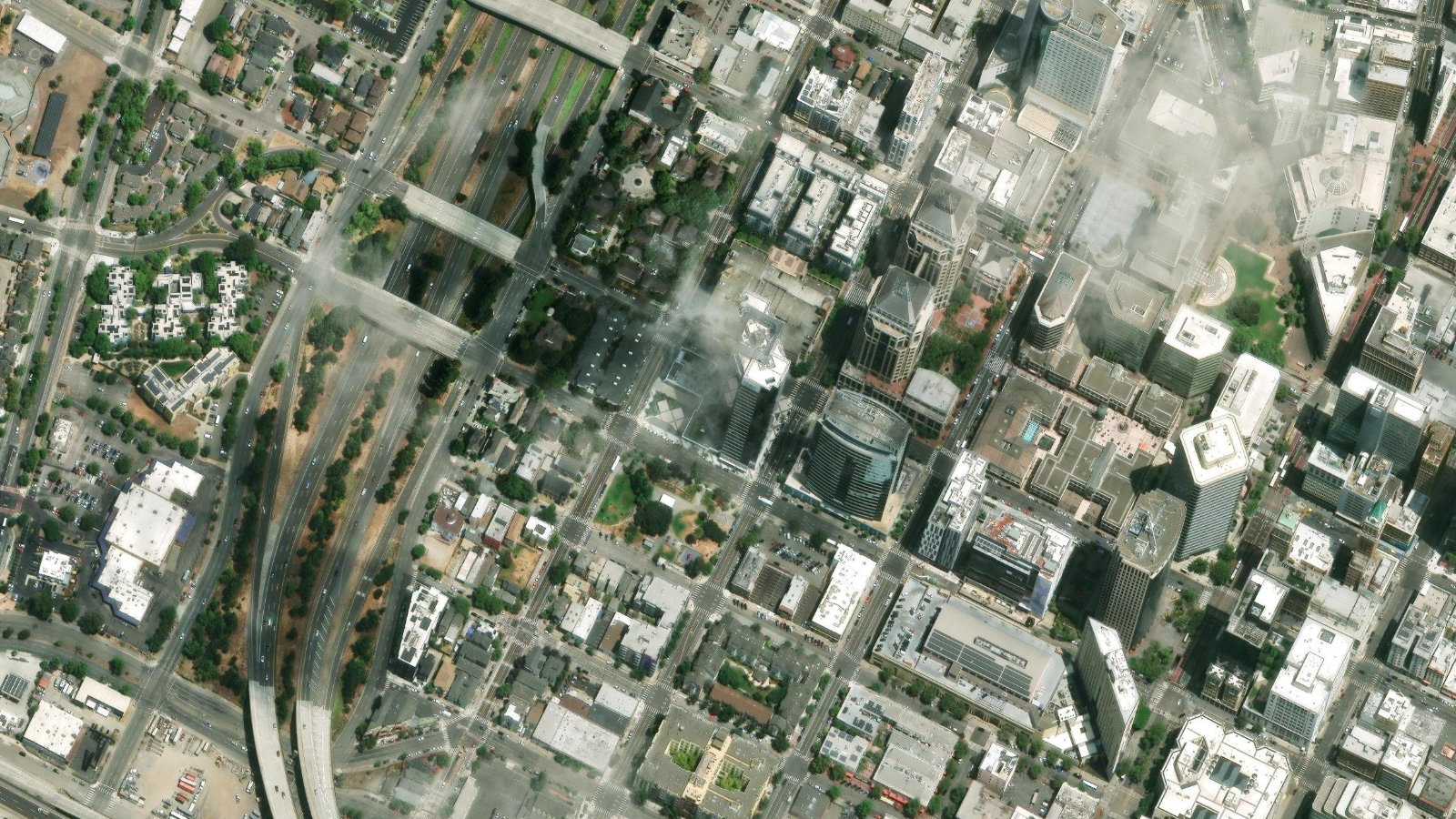 601 12TH STREET, OAKLAND, CA(本社・衛星)