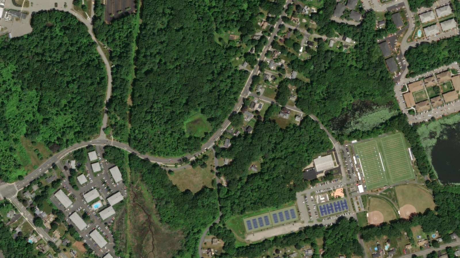 129 CONCORD ROAD, BILLERICA, MA（本社・衛星）
