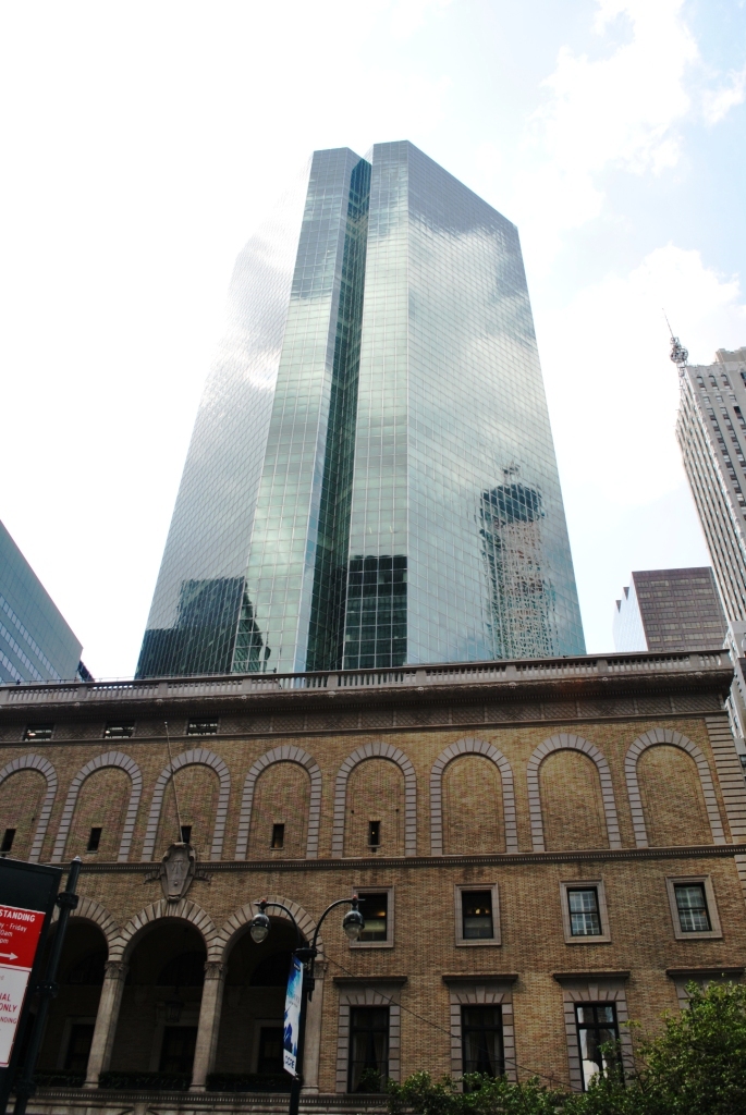 Racquet and Tennis Club & Park Avenue Plaza