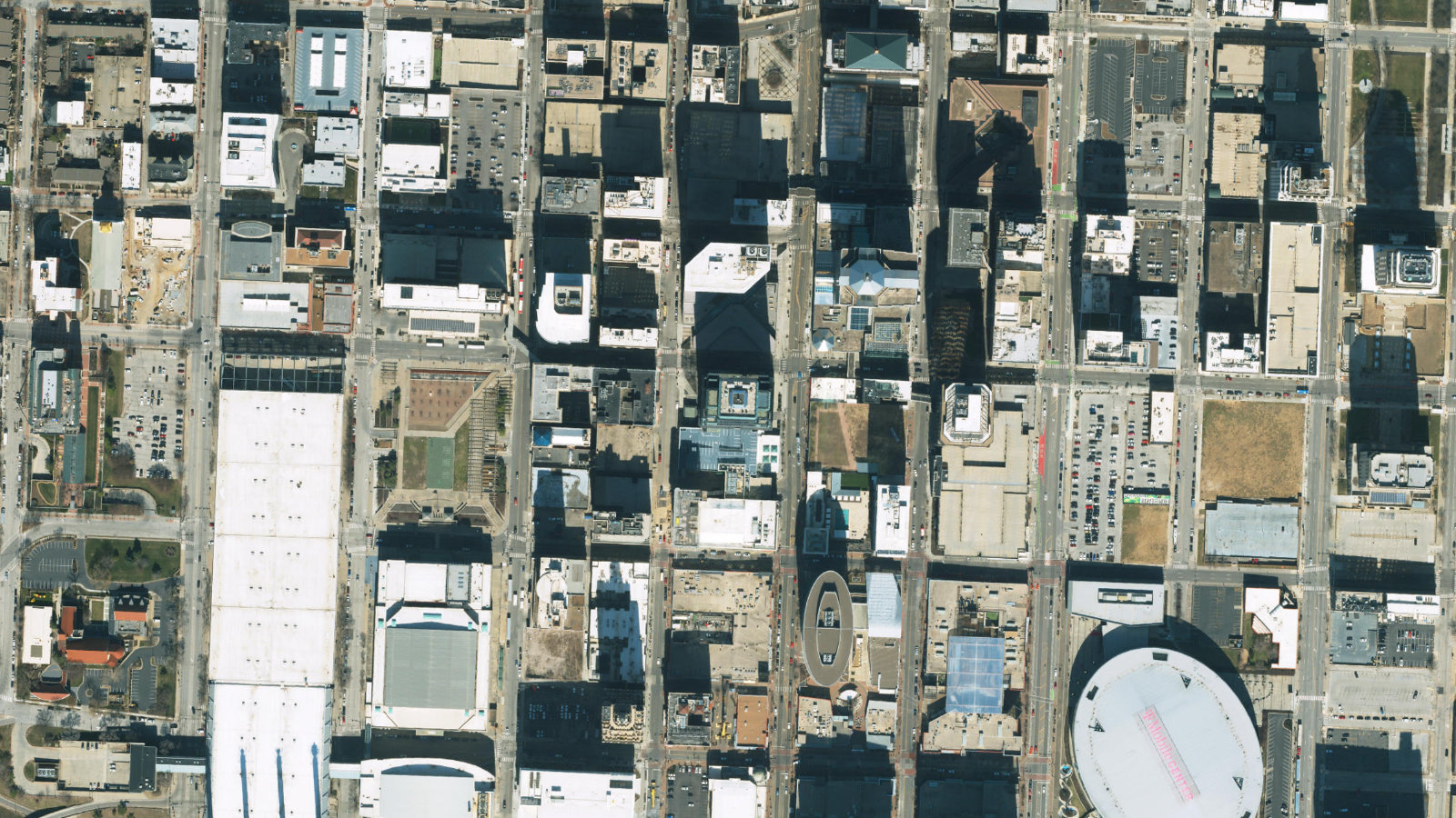 1200 MAIN STREET, KANSAS CITY, MO(本社・衛星)