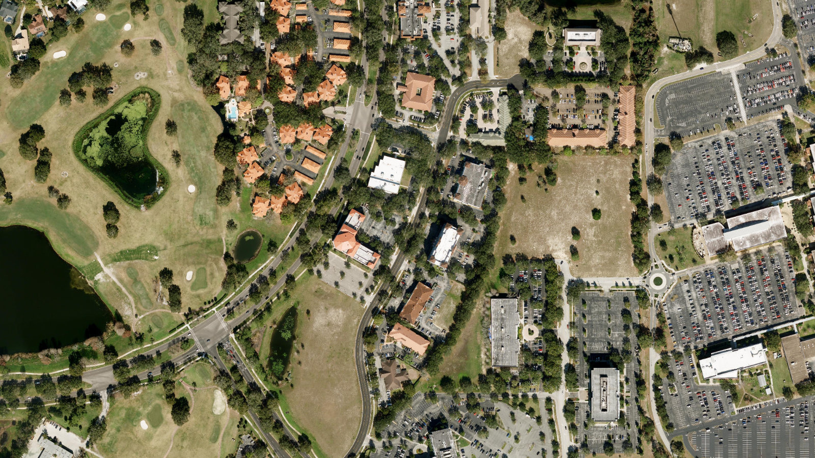 1768 PARK CENTER DRIVE, ORLANDO, FL(本社・衛星)