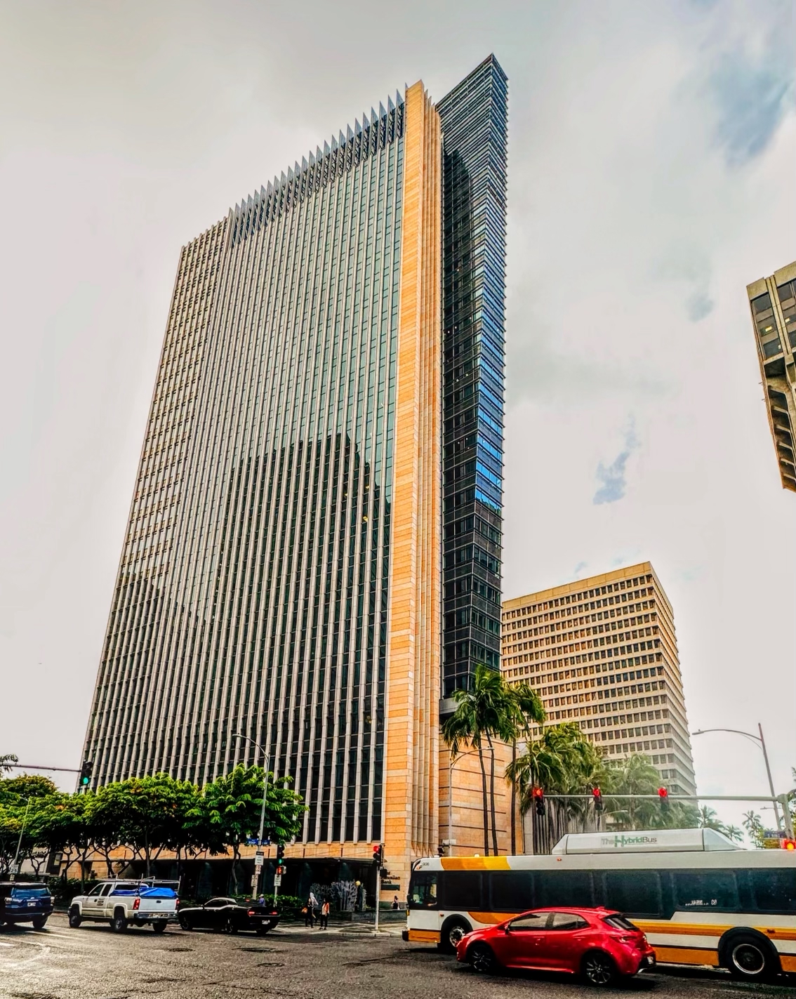 First Hawaiian Center 02