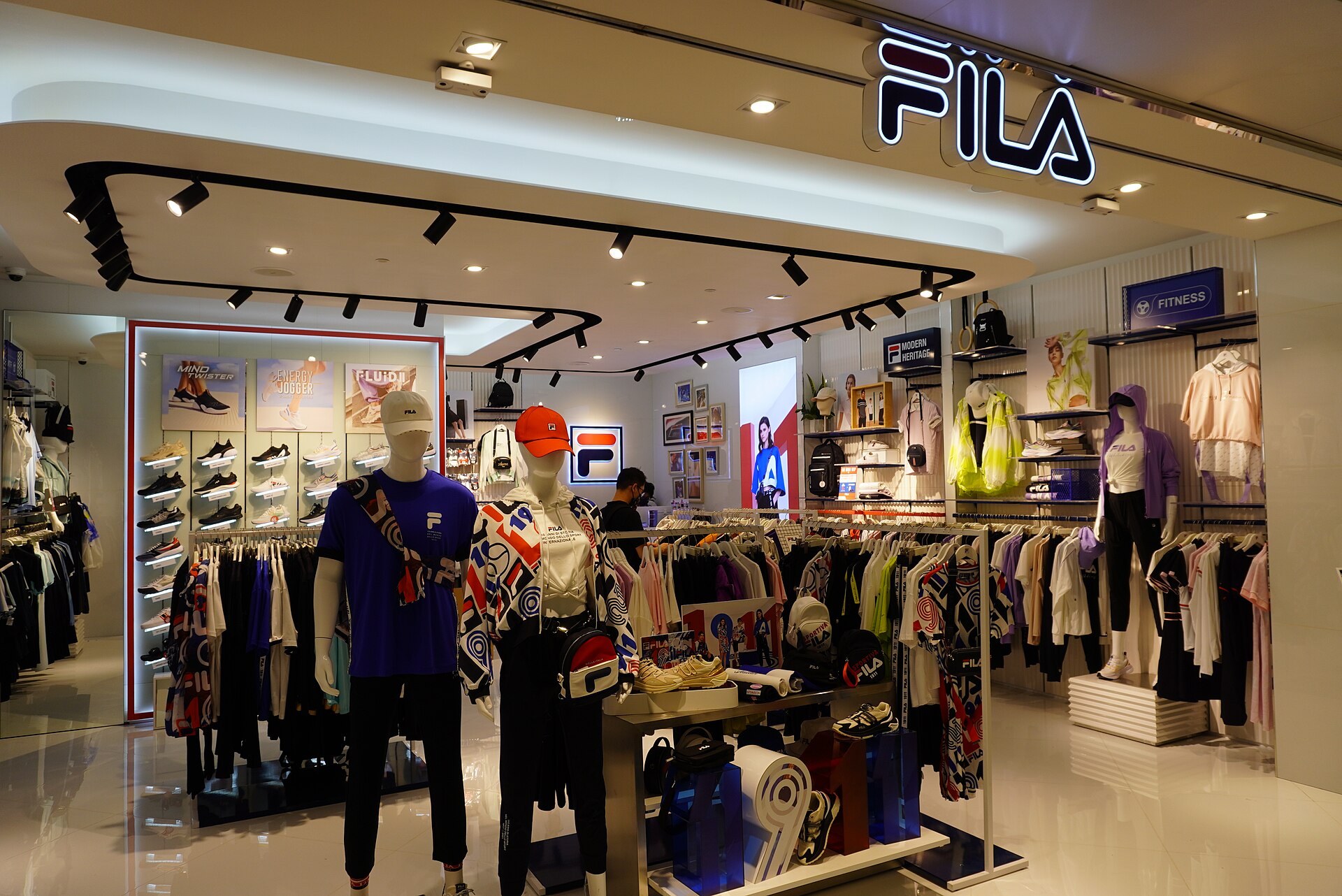 HK TPD 大埔 Tai Po 大埔超級城 Tai Po Mega Mall zone A July 2021 S64 125 FILA Clothing Store