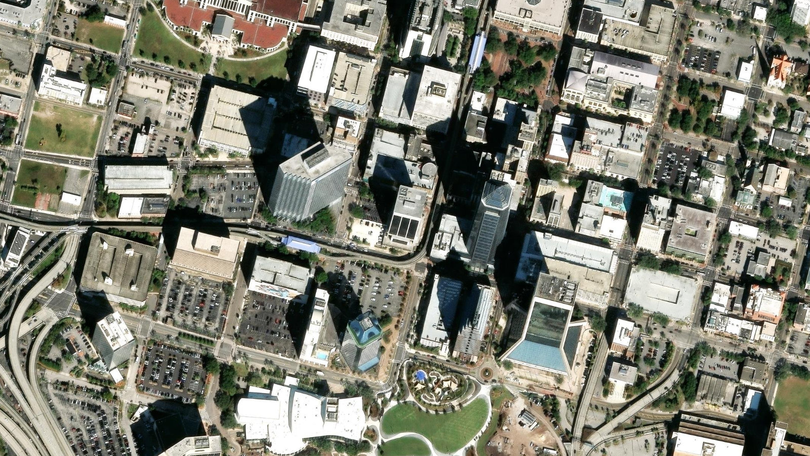 200 W. FORSYTH ST., JACKSONVILLE, FL(本社・衛星)