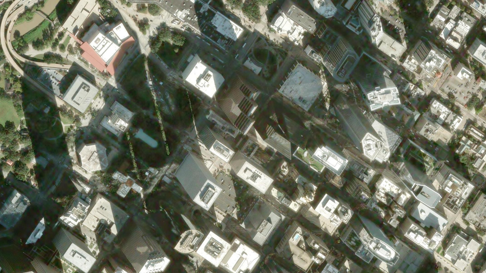 811 LOUISIANA ST, HOUSTON, TX(本社・衛星)