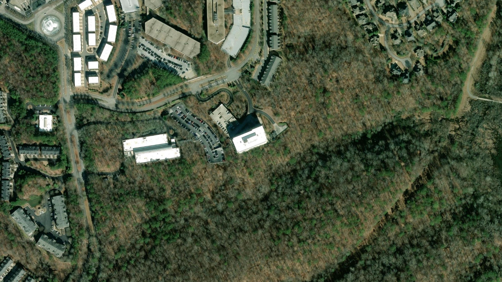2999 WILDWOOD PARKWAY, ATLANTA, GA(本社・衛星)