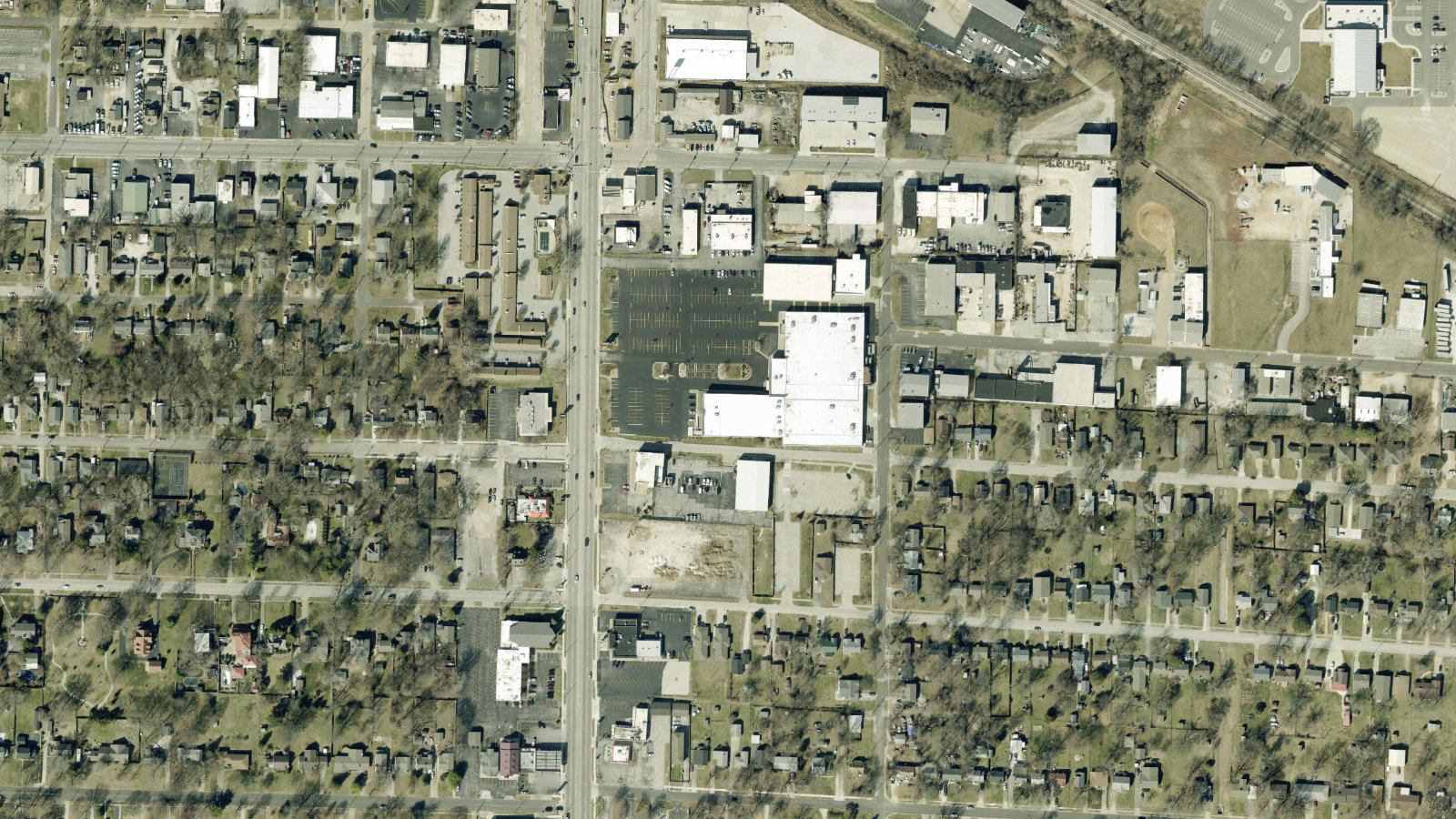 218 S GLENSTONE AVE, SPRINGFIELD, MO（本社・衛星）