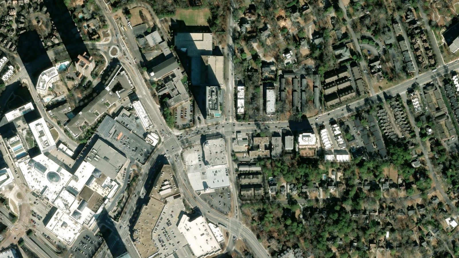 4370 PEACHTREE ROAD NE, ATLANTA, GA(本社・衛星)
