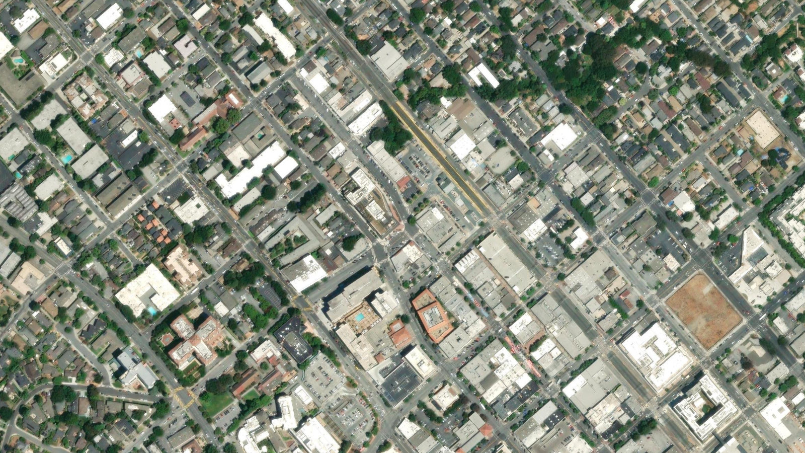 1 NORTH B STREET, SAN MATEO, CA(本社・衛星)