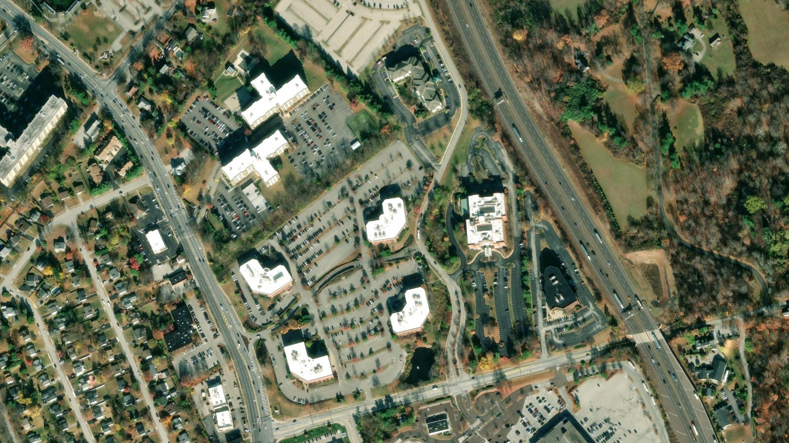 630 W GERMANTOWN PIKE, PLYMOUTH MEETING, PA（本社・衛星）