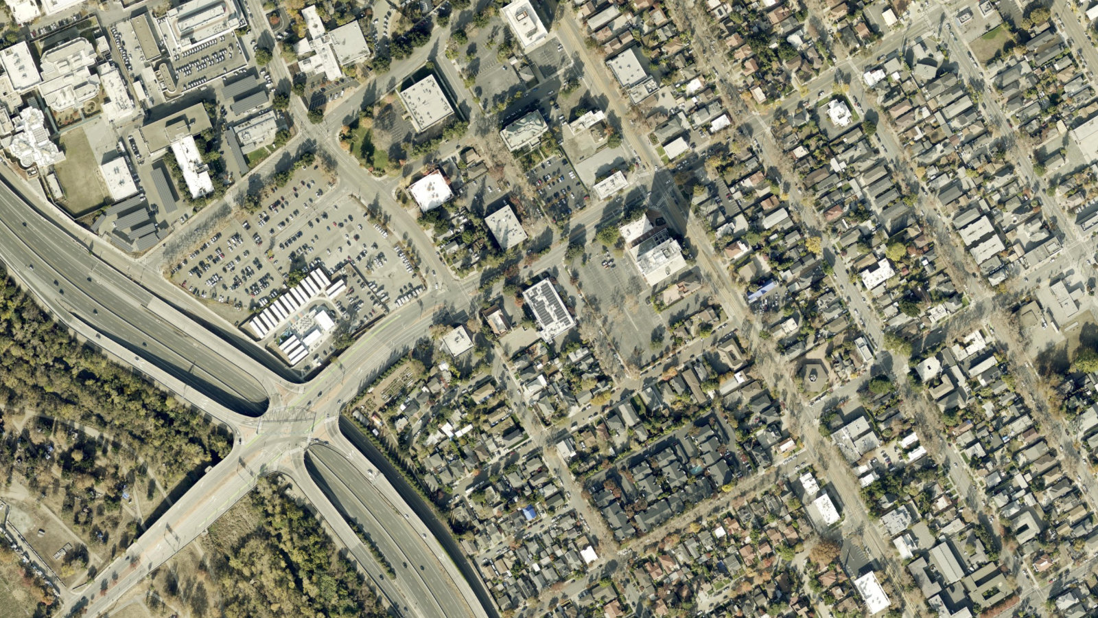 110 W. TAYLOR STREET, SAN JOSE, CA（本社・衛星）