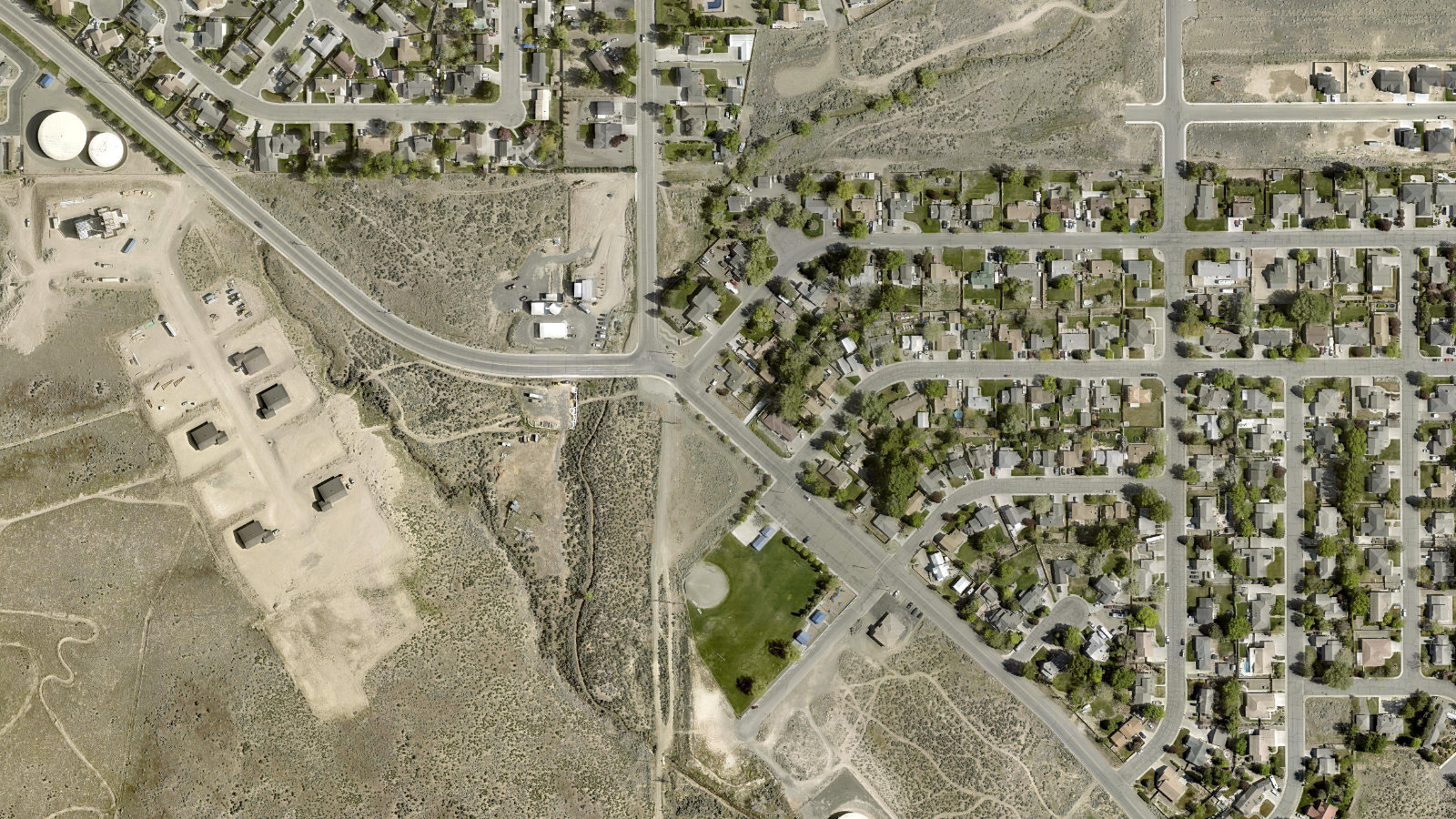 4300 WATER CANYON ROAD, WINNEMUCCA, NV（本社・衛星）