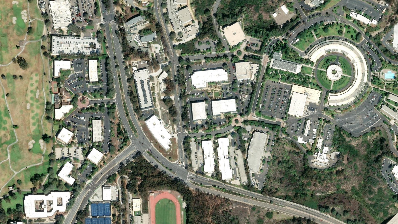 3530 JOHN HOPKINS COURT, SAN DIEGO, CA(本社・衛星)