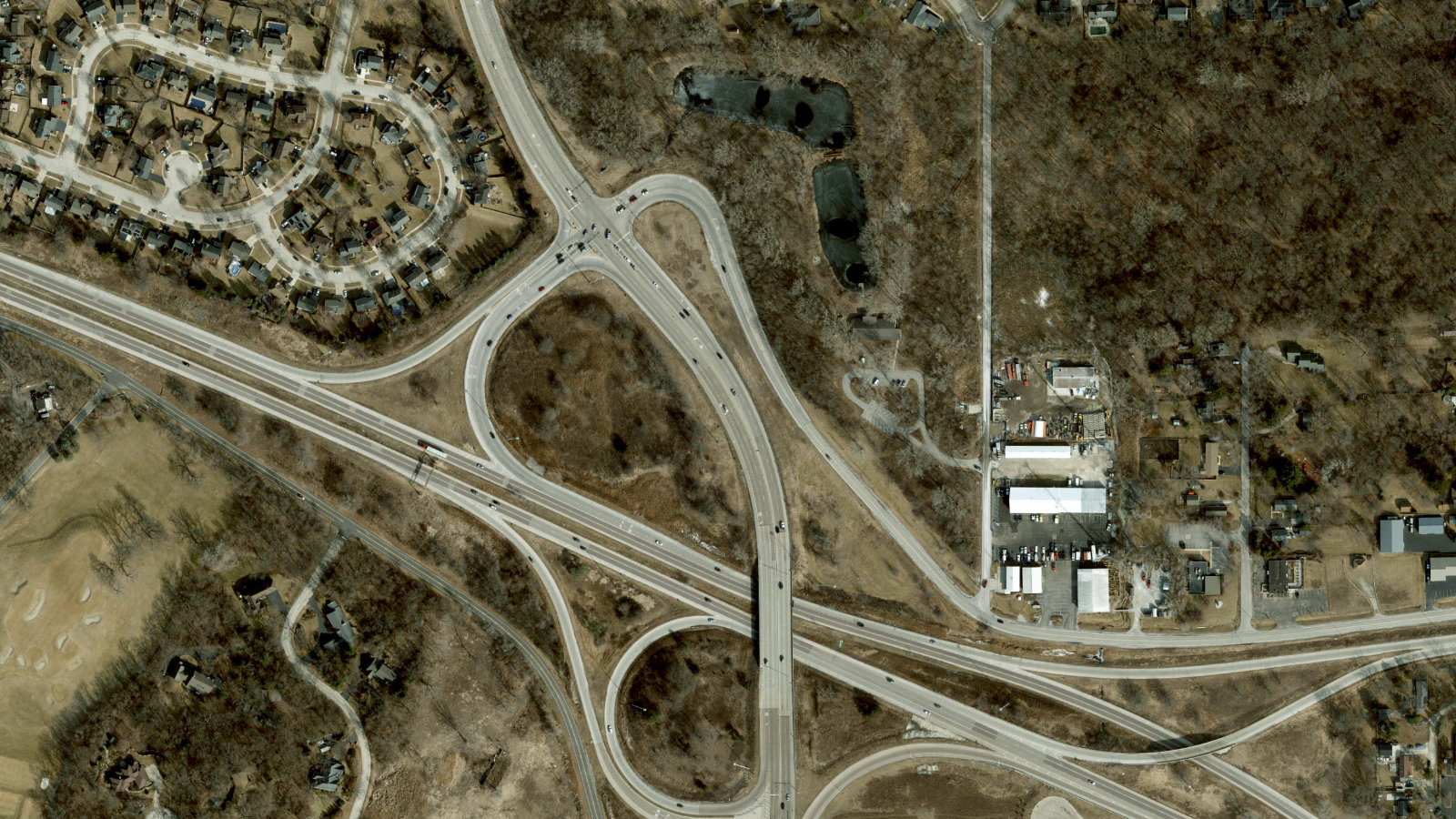 1703 N. RANDALL ROAD, ELGIN, IL(本社・衛星)