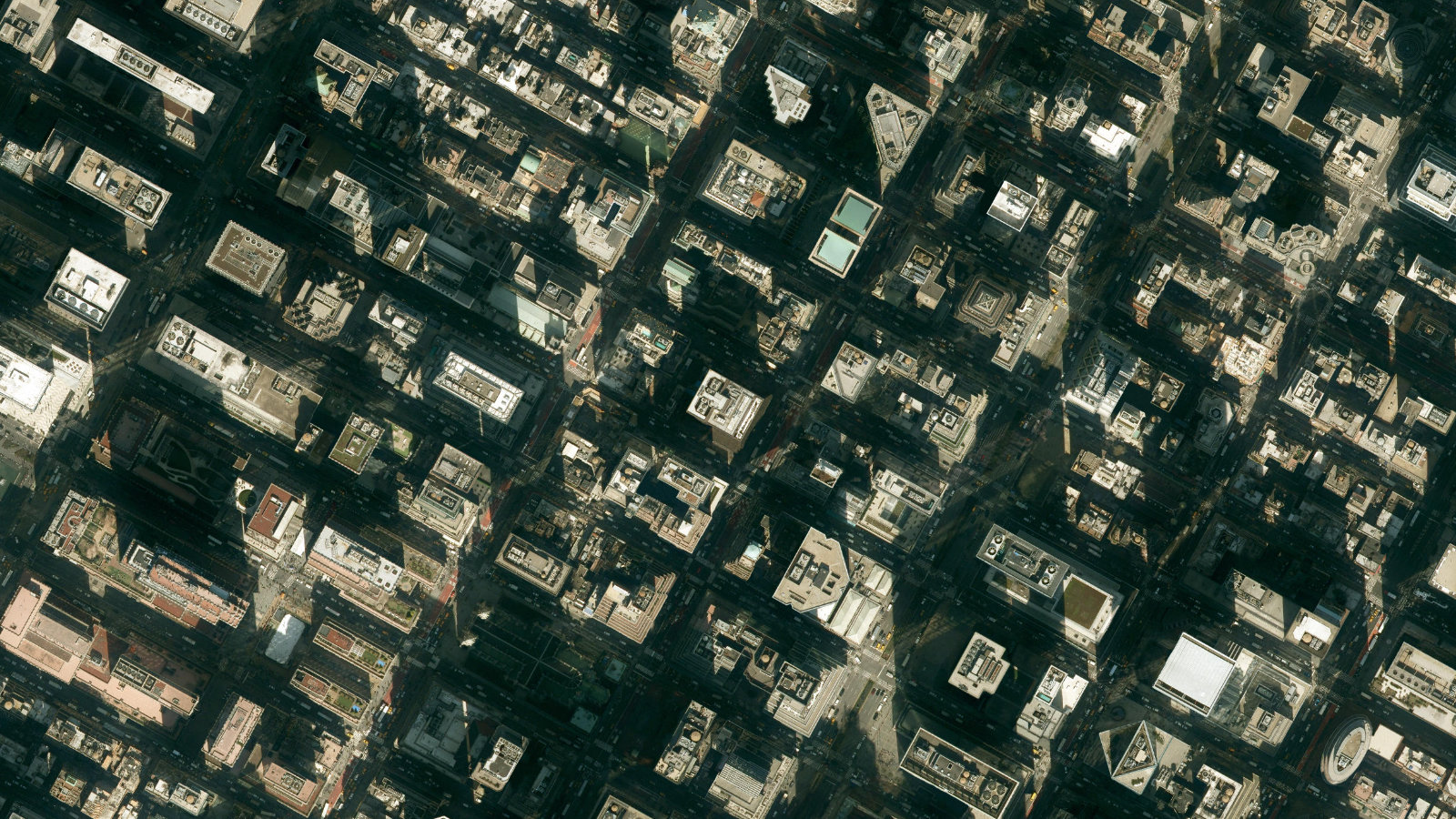 520 MADISON AVENUE, NEW YORK, NY（本社・衛星）