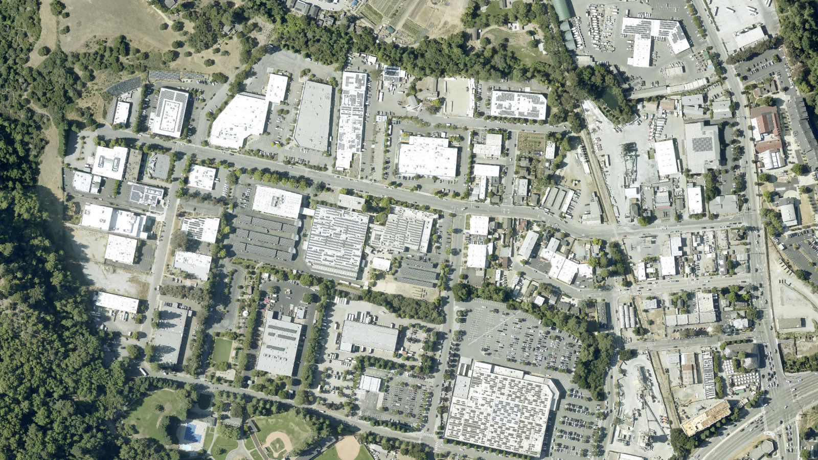 333 ENCINAL STREET, SANTA CRUZ, CA(本社・衛星)